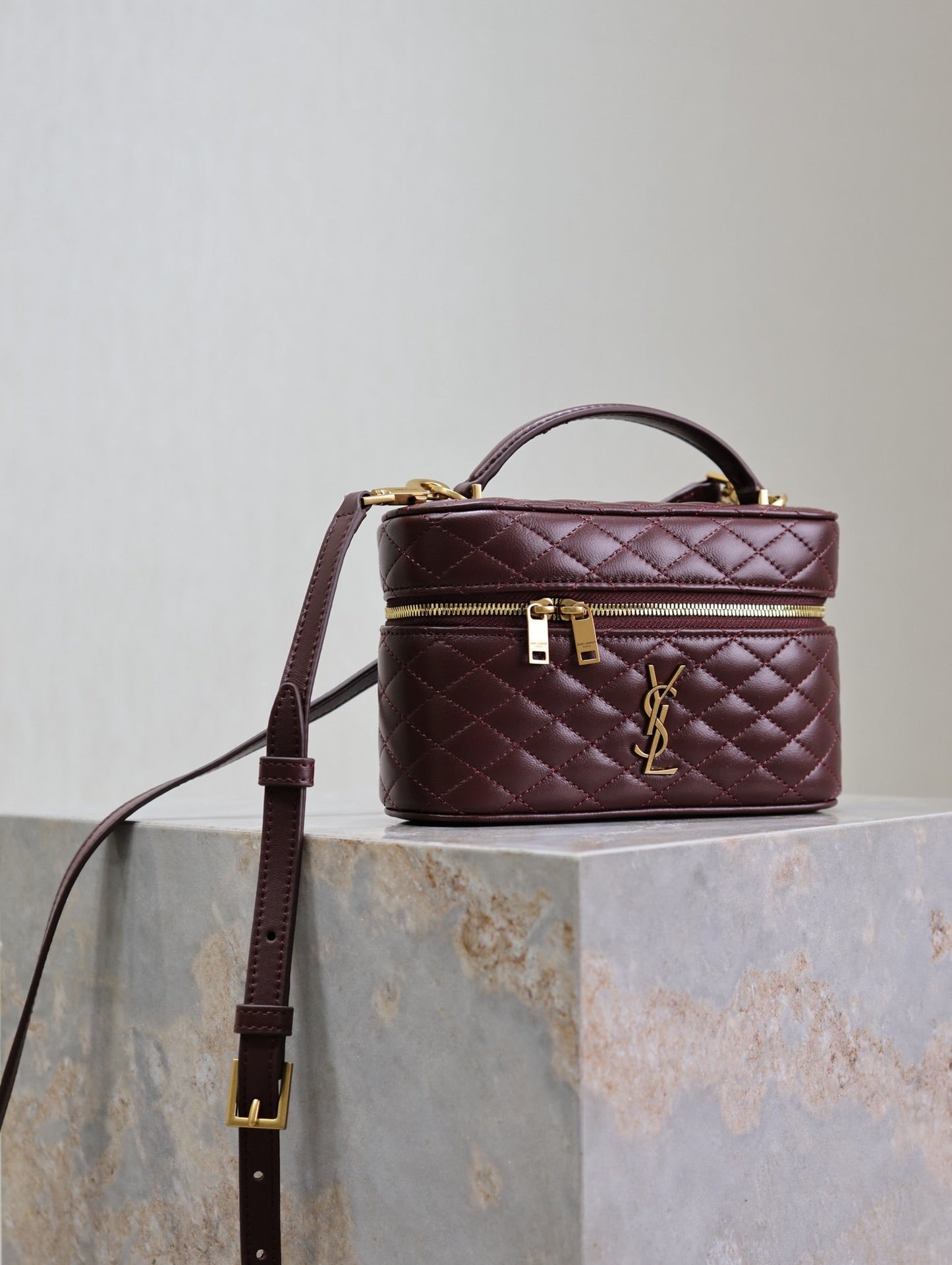 GABY MINI VANITY 18 IN AUBURN RED LAMBSKIN GOLD HARDWARE mysite