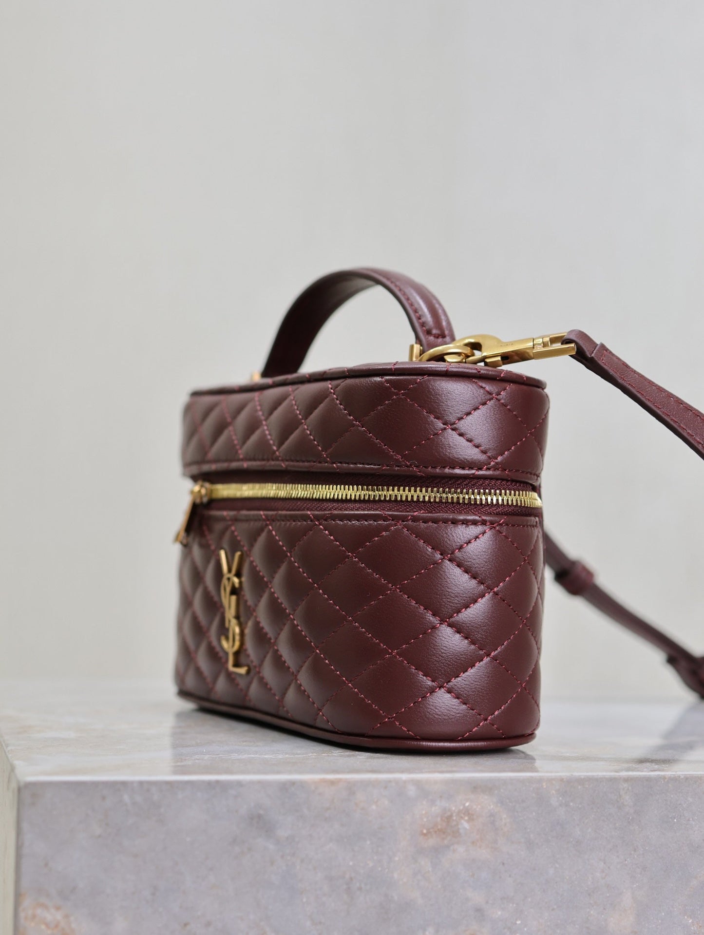 GABY MINI VANITY 18 IN AUBURN RED LAMBSKIN GOLD HARDWARE mysite