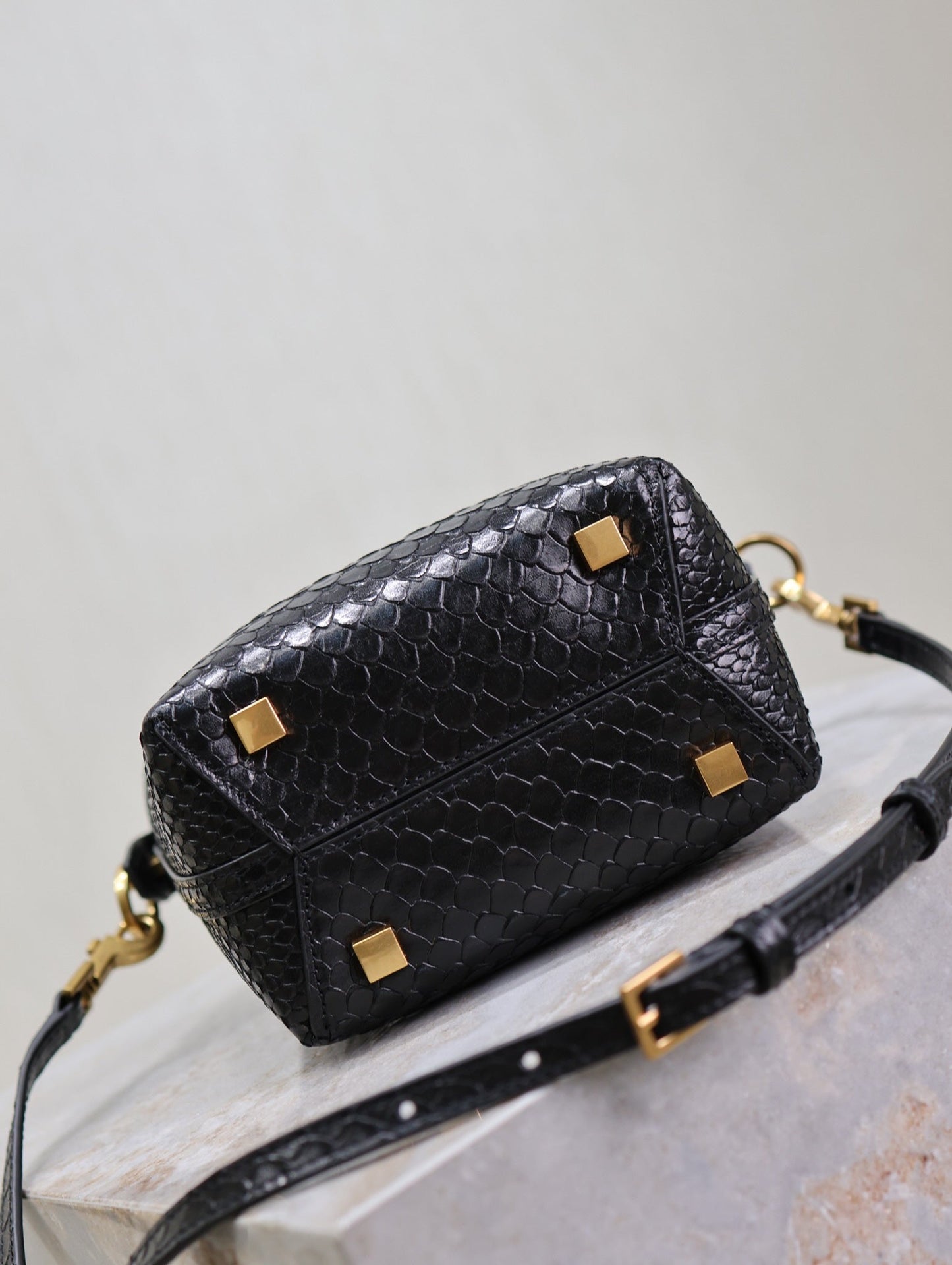 LE 37 MINI BAG 15 IN BLACK SNAKE PATTERN CALFSKIN mysite