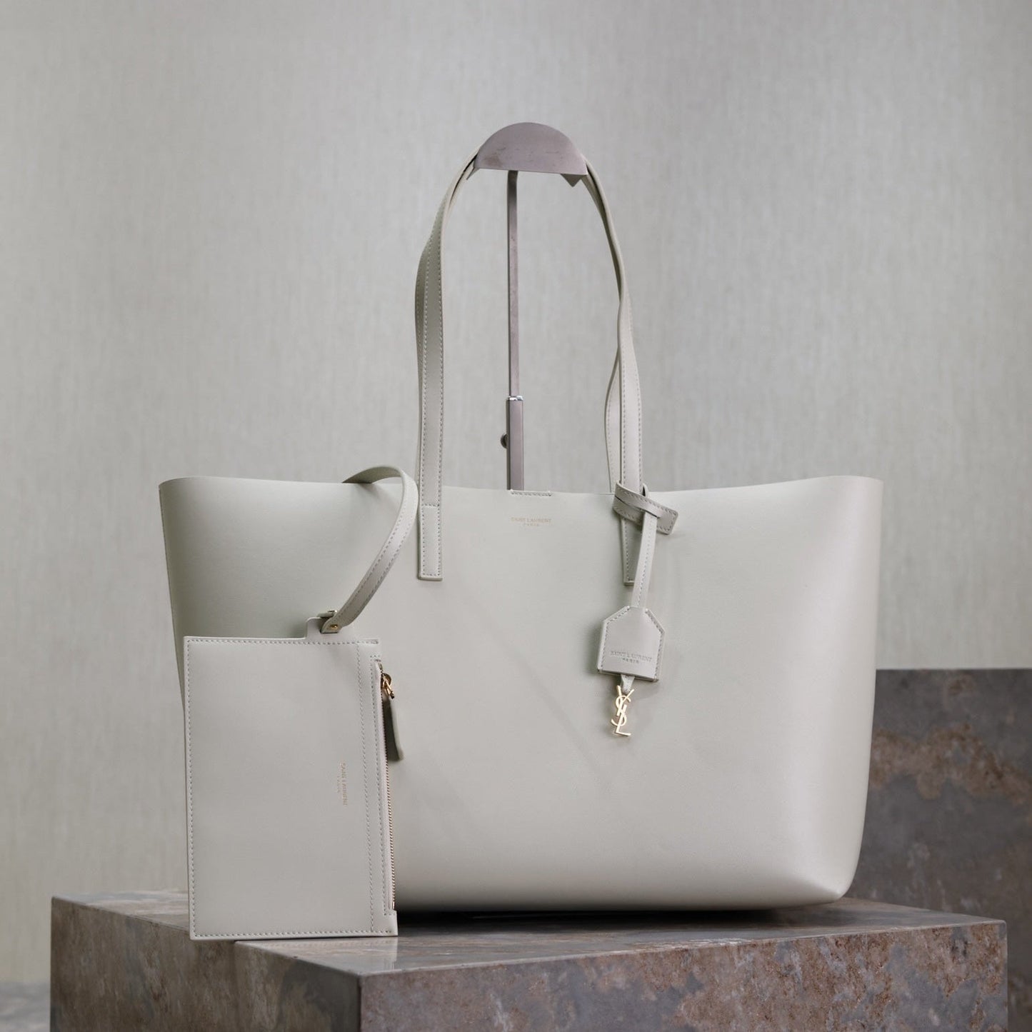 SHOPPING TOTE BAG 38 IN WHITE CALFSKIN mysite