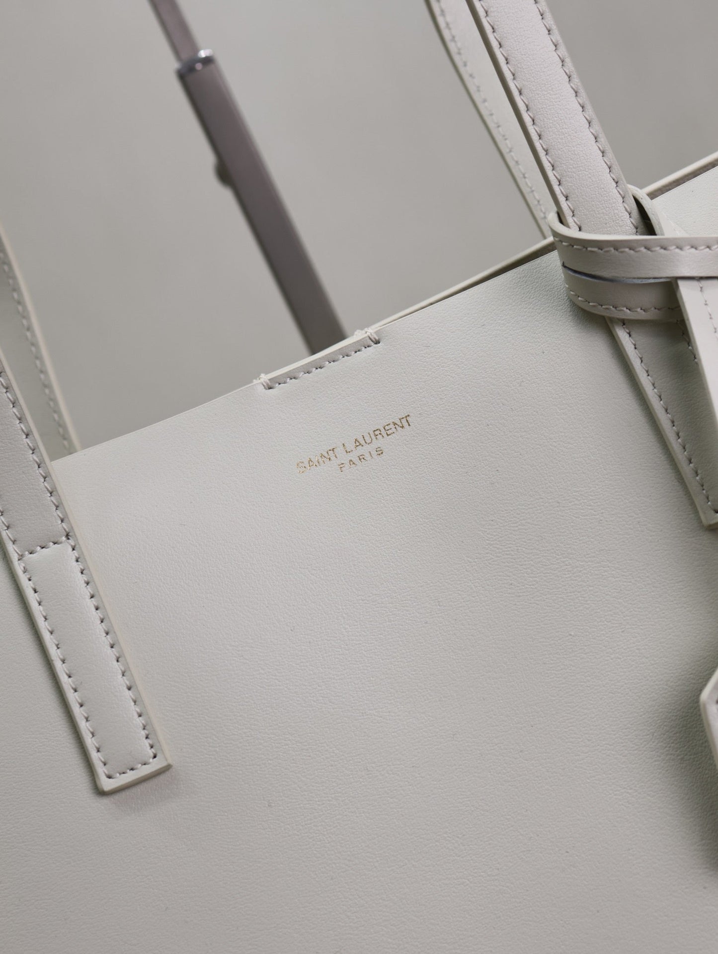 SHOPPING TOTE BAG 38 IN WHITE CALFSKIN mysite