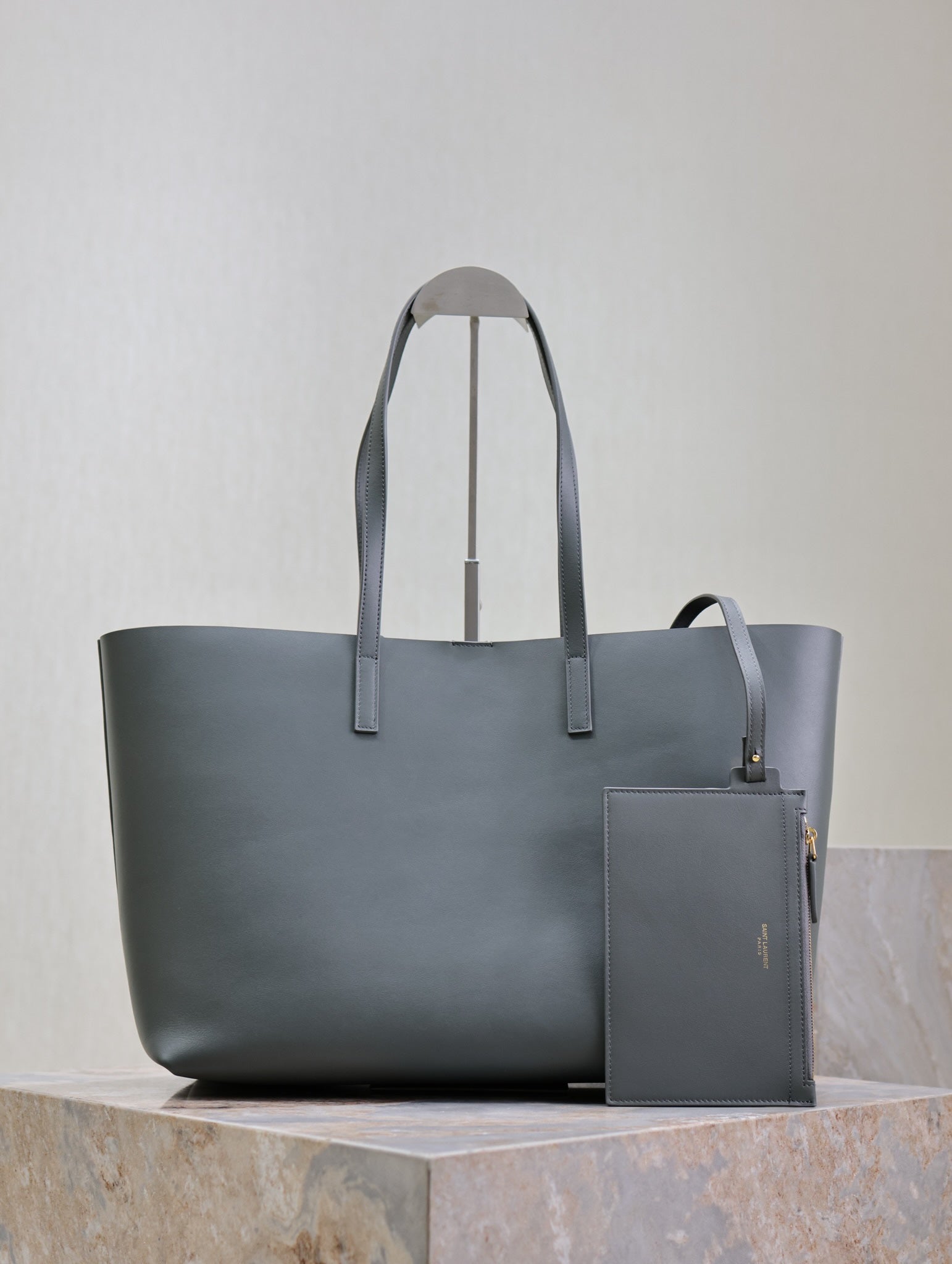 SHOPPING TOTE BAG 38 IN GRAY CALFSKIN mysite