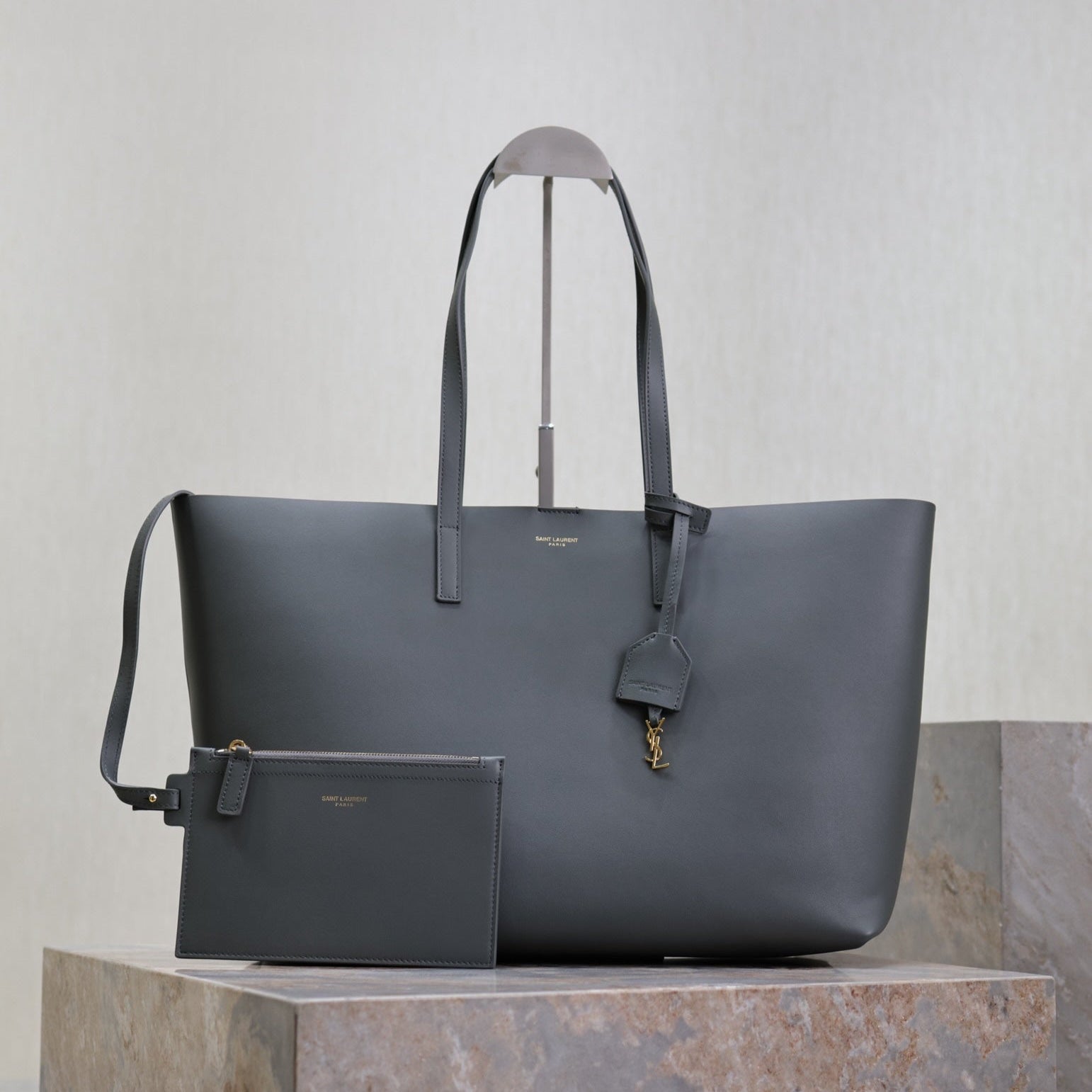 SHOPPING TOTE BAG 38 IN GRAY CALFSKIN mysite