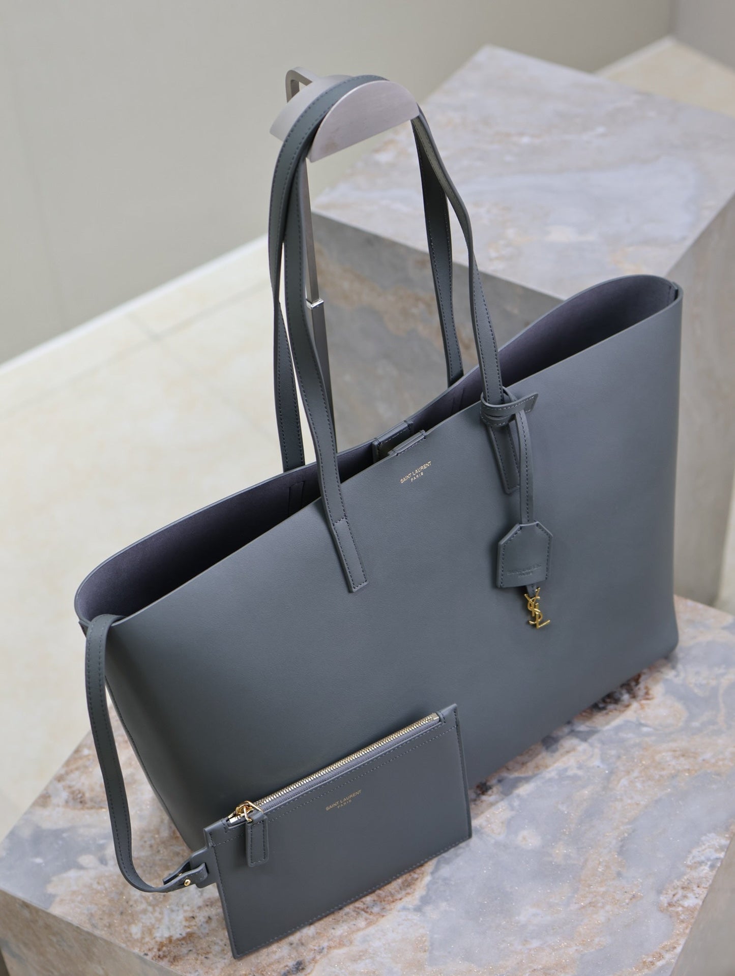 SHOPPING TOTE BAG 38 IN GRAY CALFSKIN mysite
