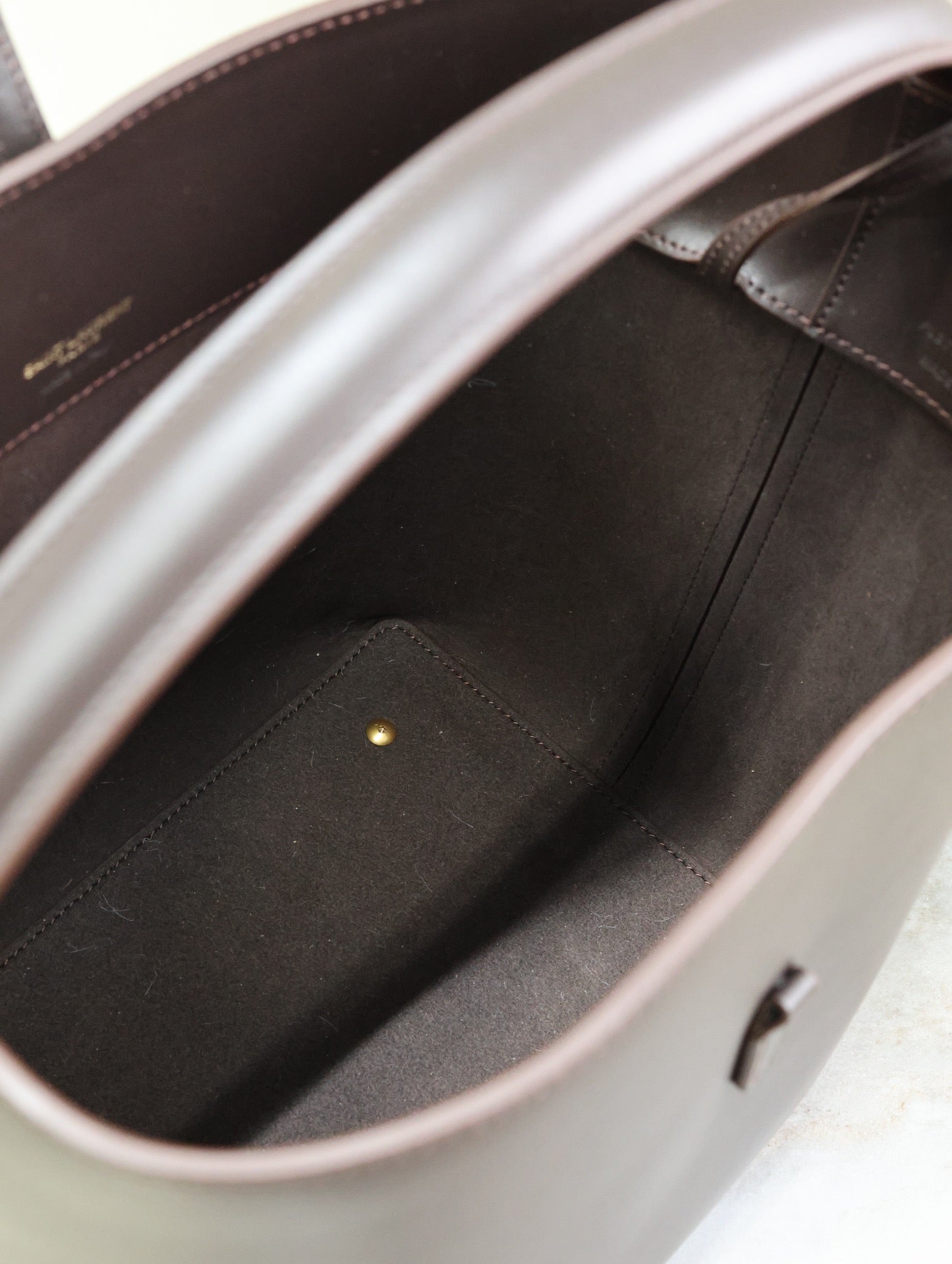 LE 37 MEDIUM BUCKET BAG 26 IN BRUNETTE BROWN CALFSKIN GOLD HARDWARE mysite