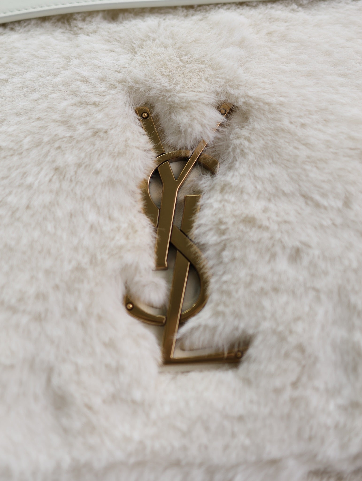NIKI 47 IN WHITE RABBIT FUR GOLD HARDWARE mysite