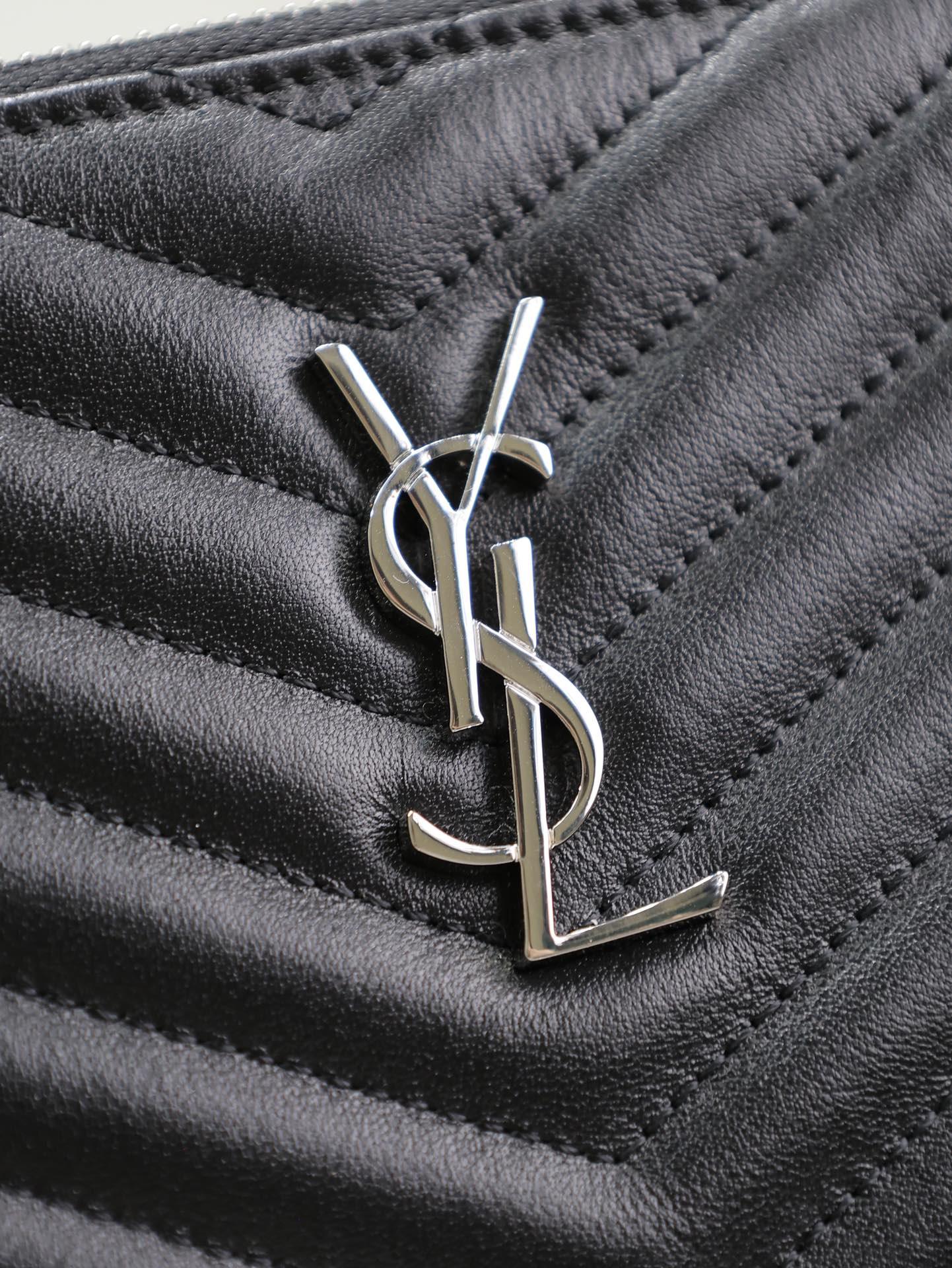 CLUTCH 36 IN BLACK QUILTED CALFSKIN SILVER BUCKLE mysite