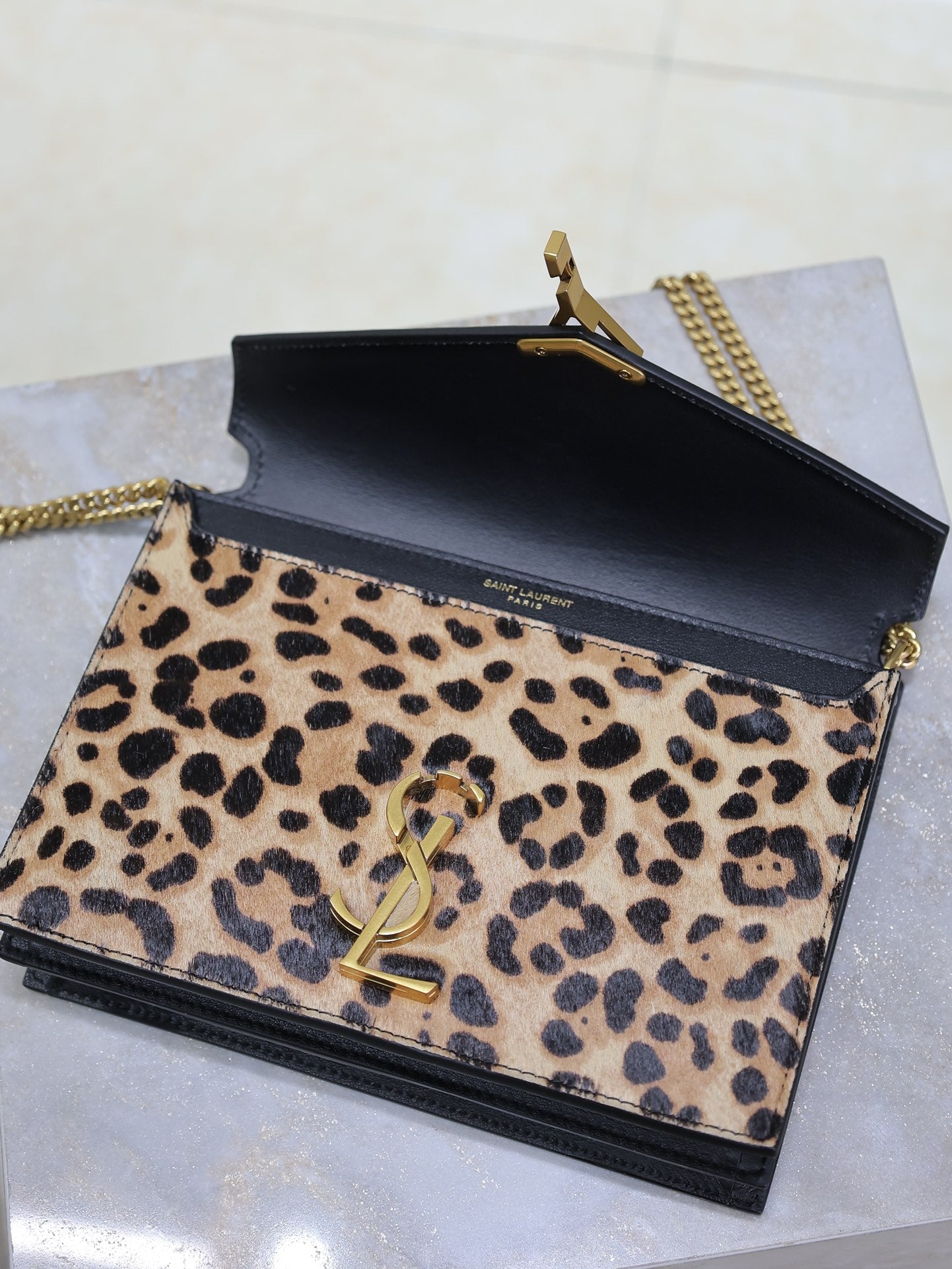 CASSANDRA CHAIN BAG 22 IN LEOPARD PRINT CALFSKIN GOLD HARDWARE mysite