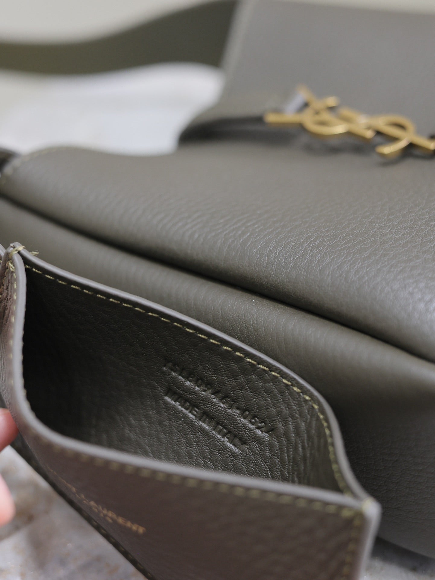 LE 5 À 7 MINI BAG 16 IN KHAKI GREEN LAMBSKIN mysite