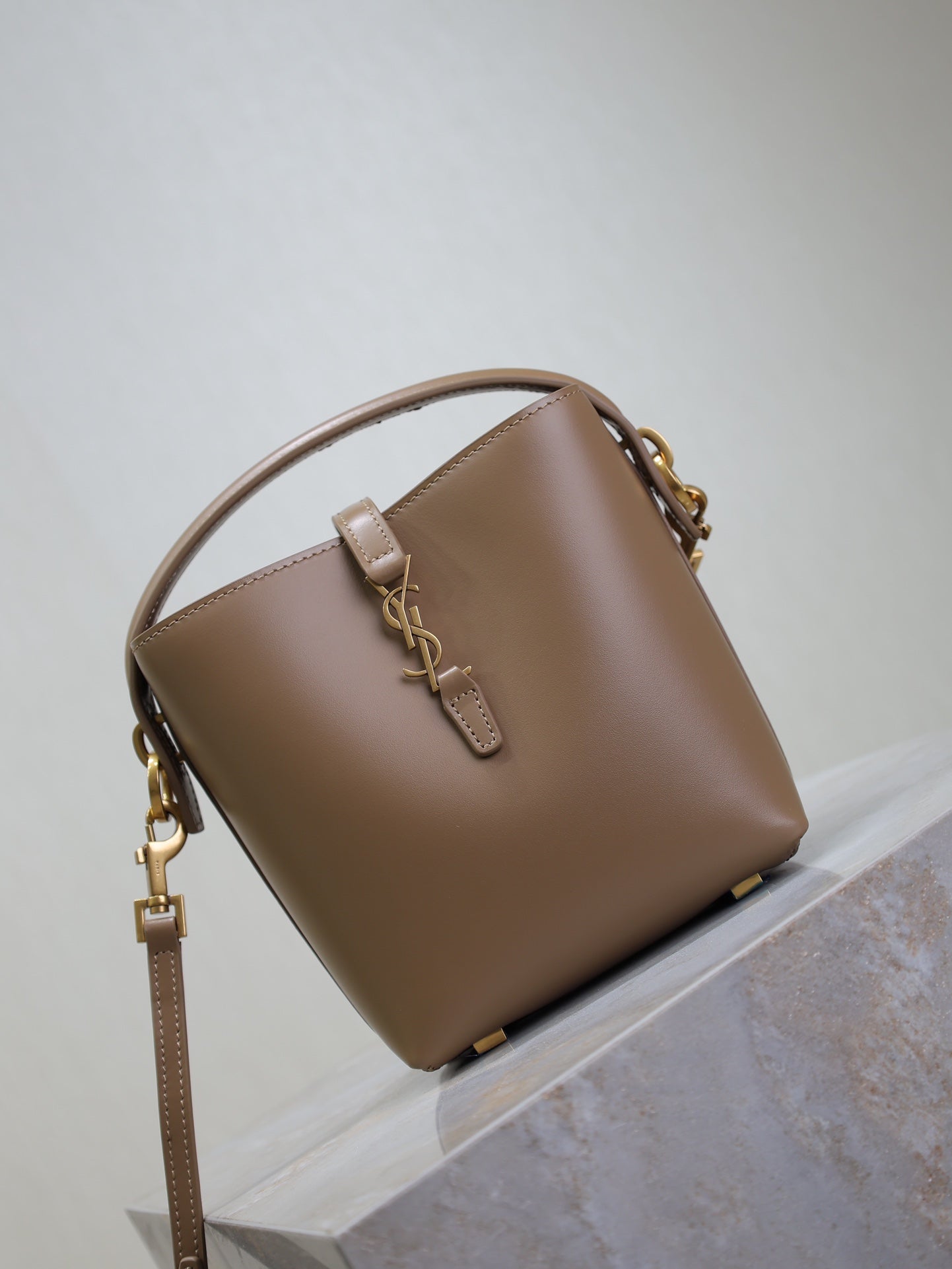 LE 37 MINI BUCKET BAG 15 IN BROWN CALFSKIN GOLD HARDWARE mysite