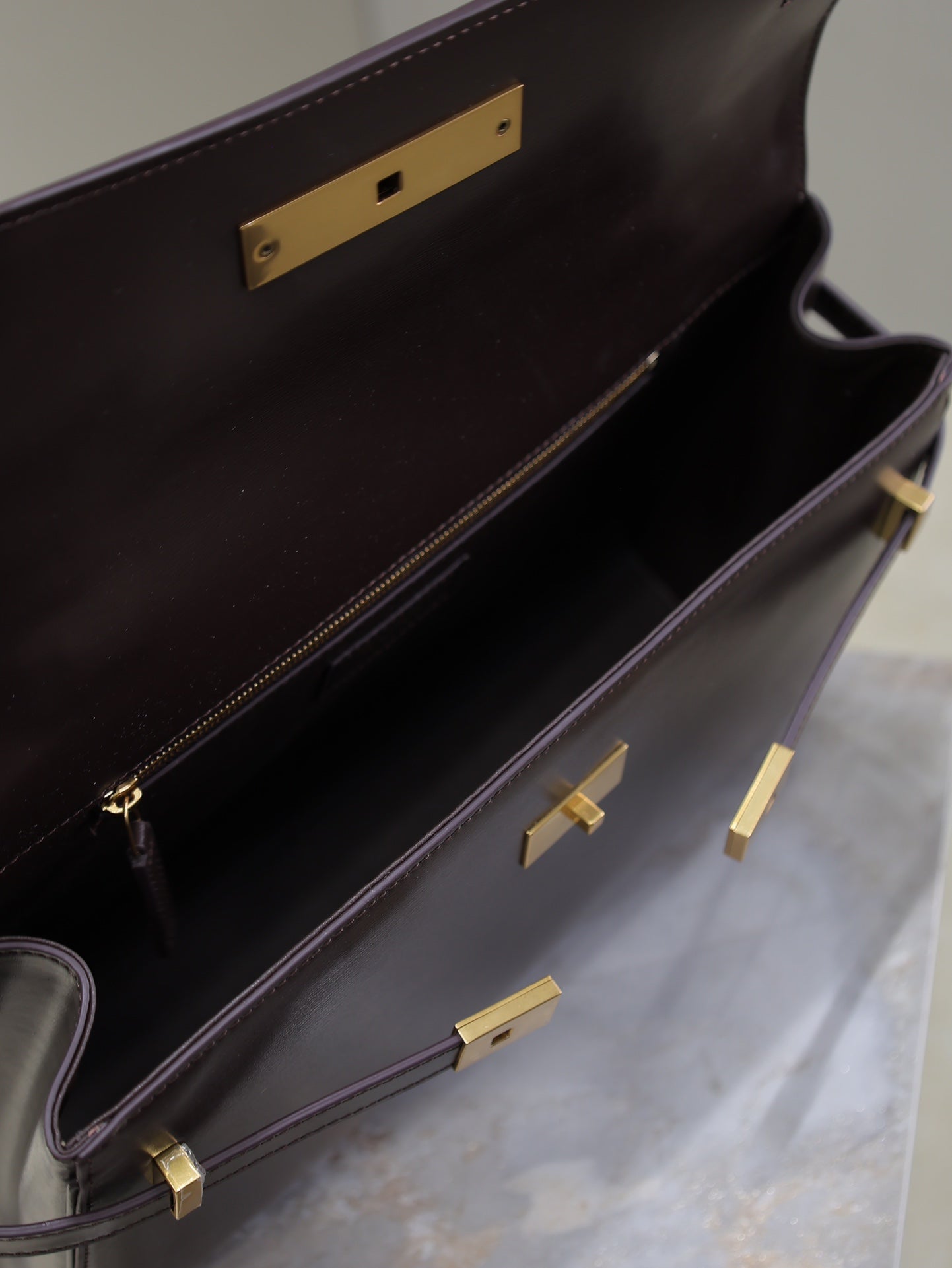 MANHATTAN TOP HANDLE BAG 32 IN BRUNETTE BROWN CALFSKIN mysite