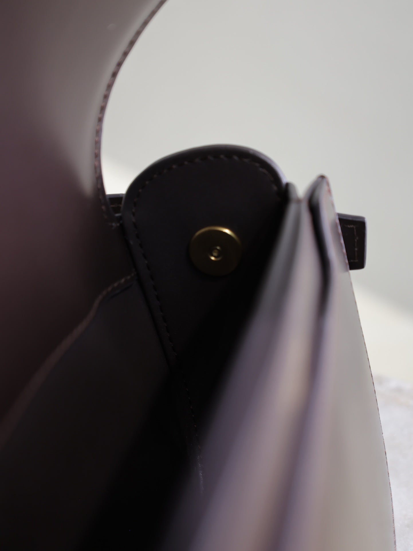 VOLTAIRE 24 IN BRUNETTE BROWN CALFSKIN mysite