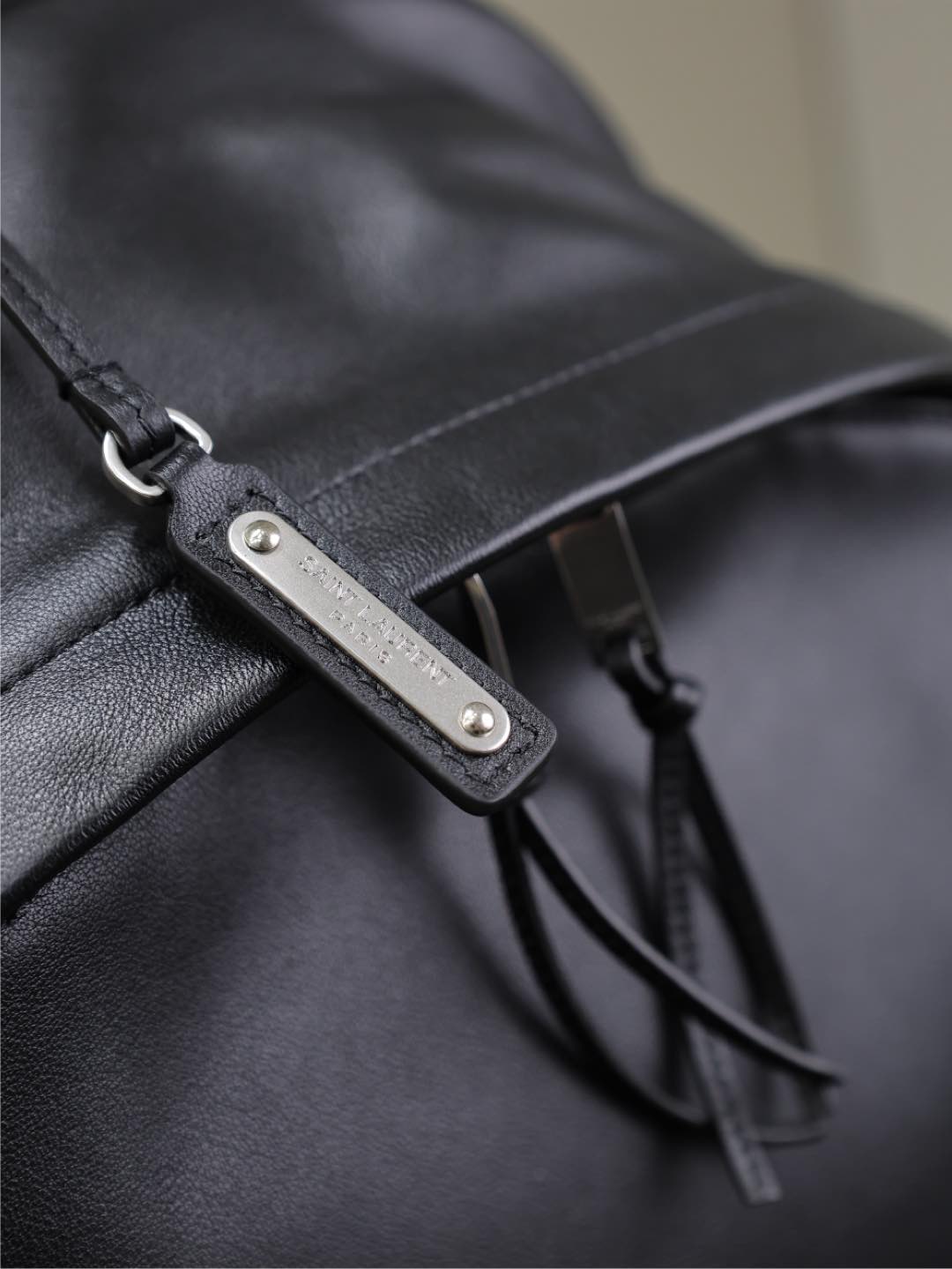 CITY BACKPACK 38 IN BLACK CALFSKIN mysite