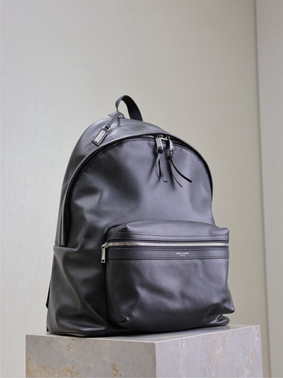 CITY BACKPACK 38 IN BLACK CALFSKIN mysite