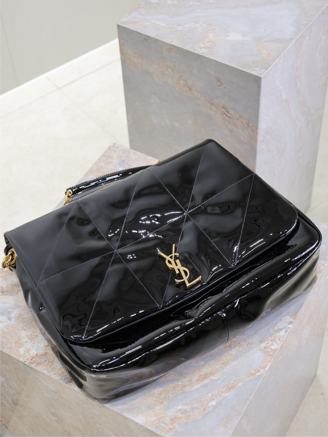 JAMIE 4.3 LARGE BAG 43 IN BLACK PATENT LAMBSKIN GOLD HARDWARE mysite