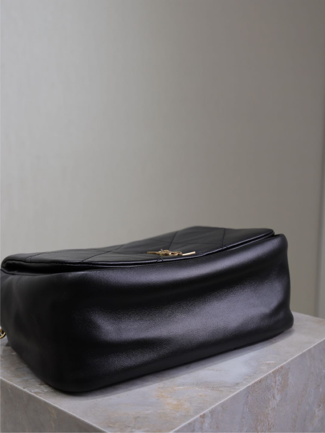 JAMIE 4.3 SMALL BAG 25 IN BLACK LAMBSKIN GOLD HARDWARE mysite