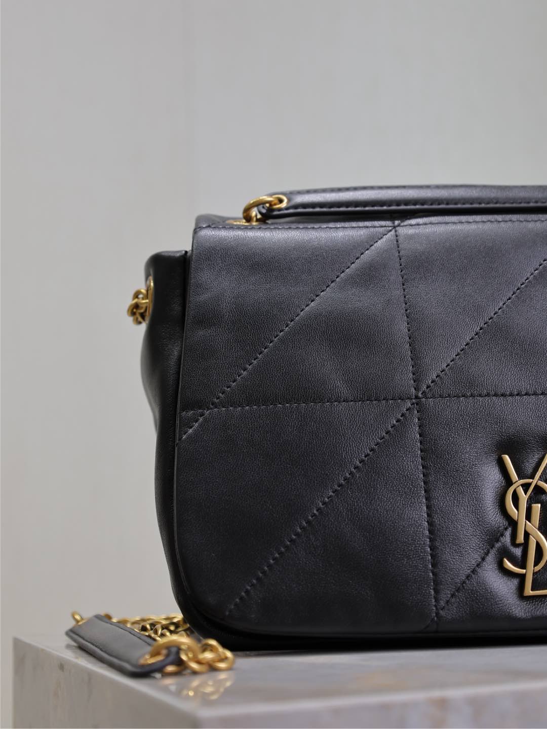 JAMIE 4.3 SMALL BAG 25 IN BLACK LAMBSKIN GOLD HARDWARE mysite