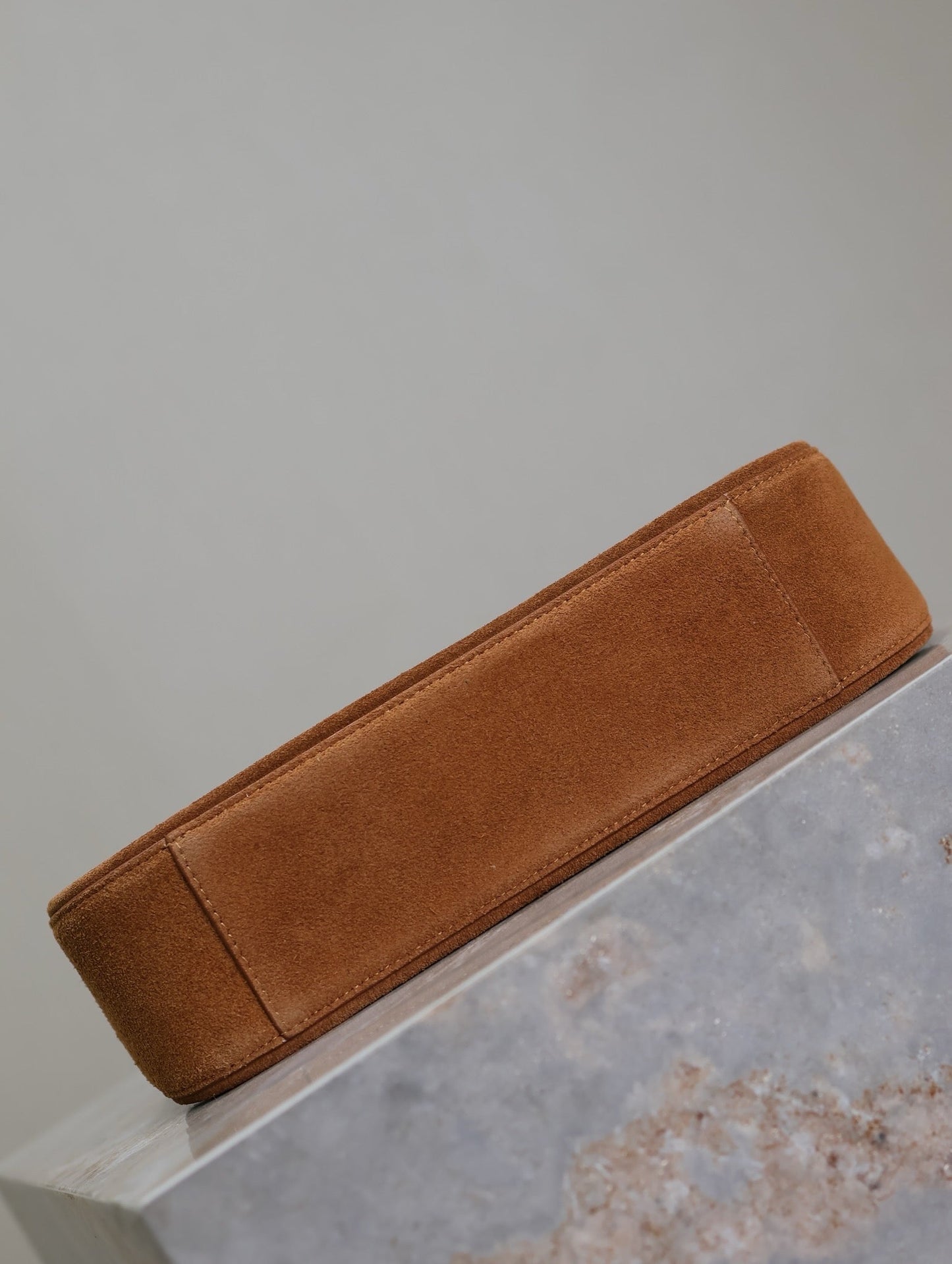 LE 5 À 7 SHOULDER BAG 25 IN BROWNIE SUEDE AND WHITE SHEARLING TRIM mysite