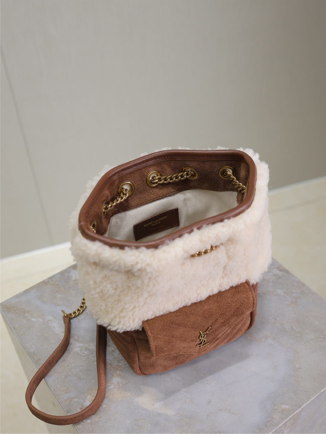 JOE MINI BUCKET BAG 19 IN WHITE SHEARLING AND BROWN SUEDE mysite
