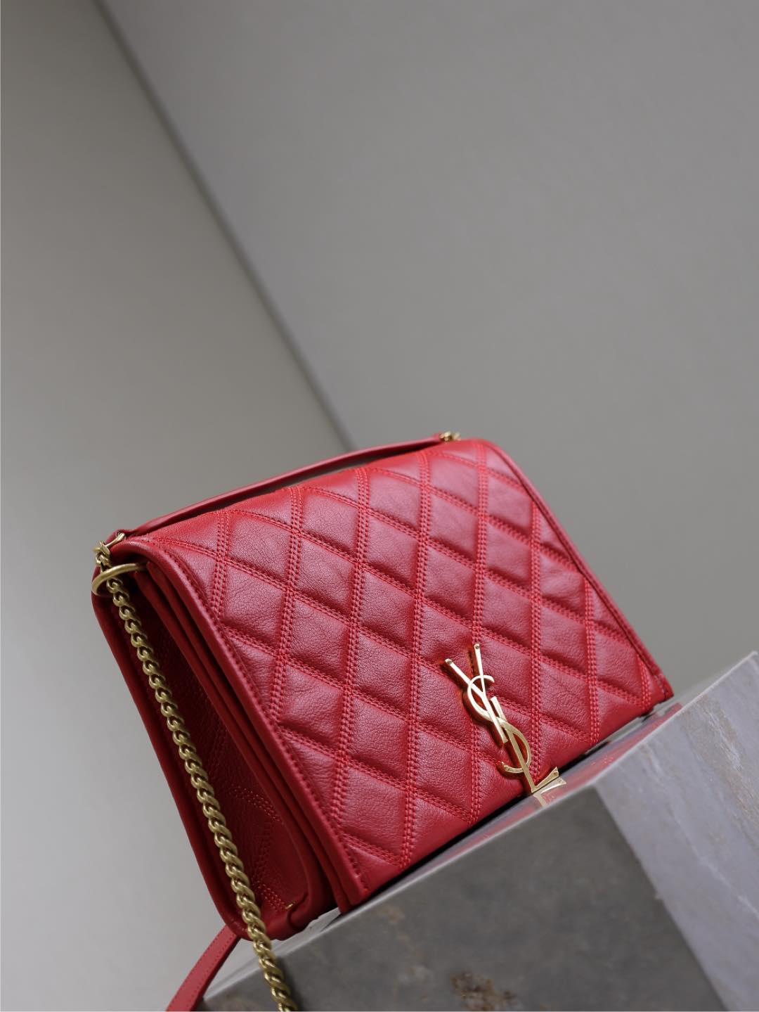 BECKY 25 IN RED QUILTED LAMBSKIN GOLD HARDWARE mysite