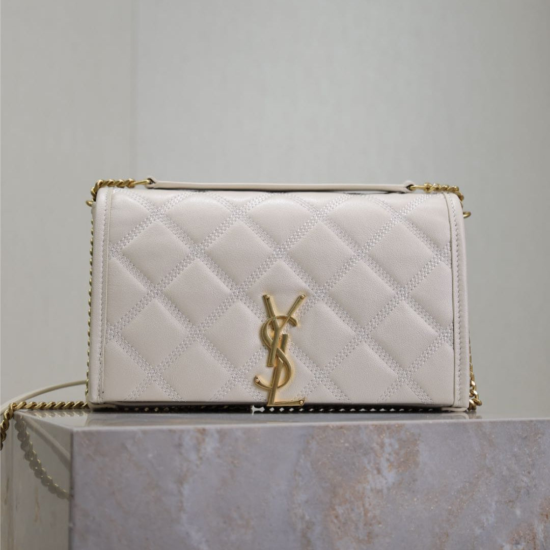 BECKY 22 IN WHITE QUILTED LAMBSKIN GOLD HARDWARE mysite