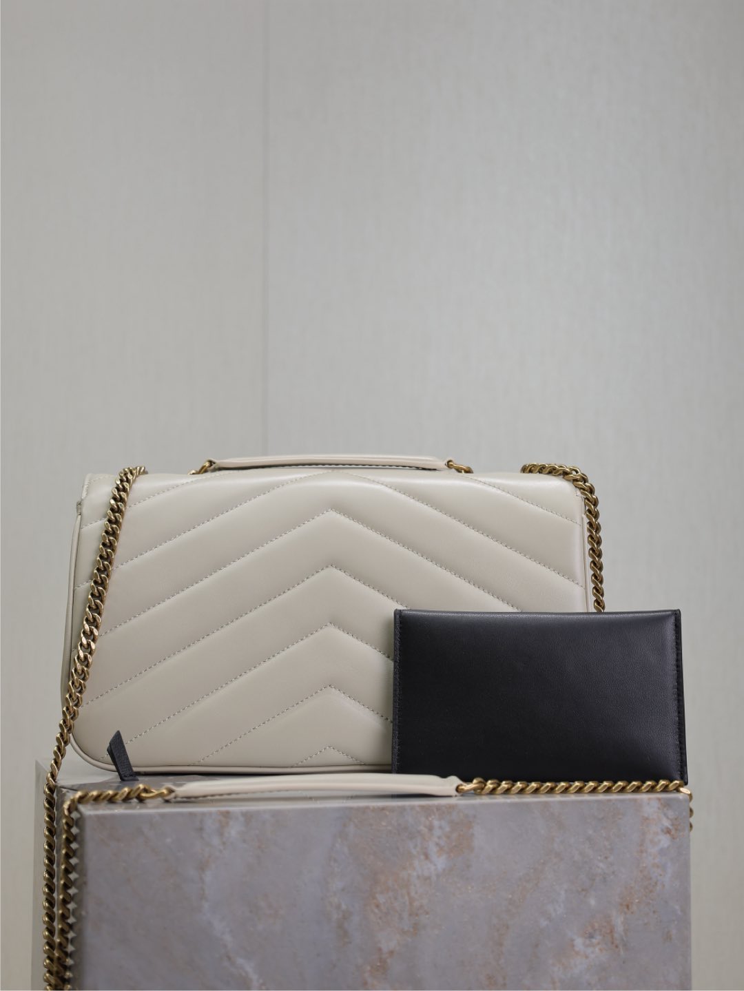 LOULOU MEDIUM 29 IN WHITE SHEEPSKIN GOLD HARDWARE mysite
