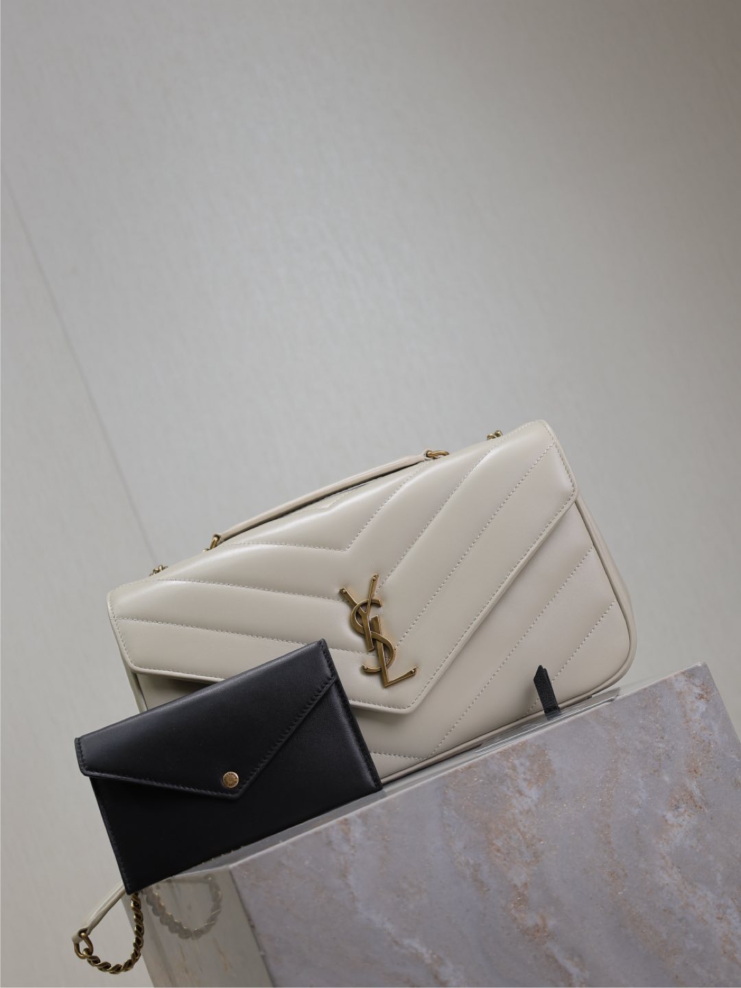 LOULOU MEDIUM 29 IN WHITE SHEEPSKIN GOLD HARDWARE mysite