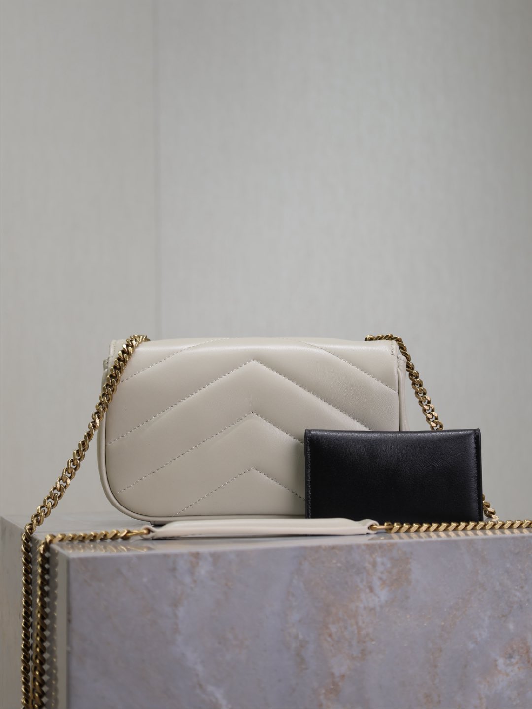 LOULOU MINI 20 IN WHITE SHEEPSKIN GOLD HARDWARE mysite