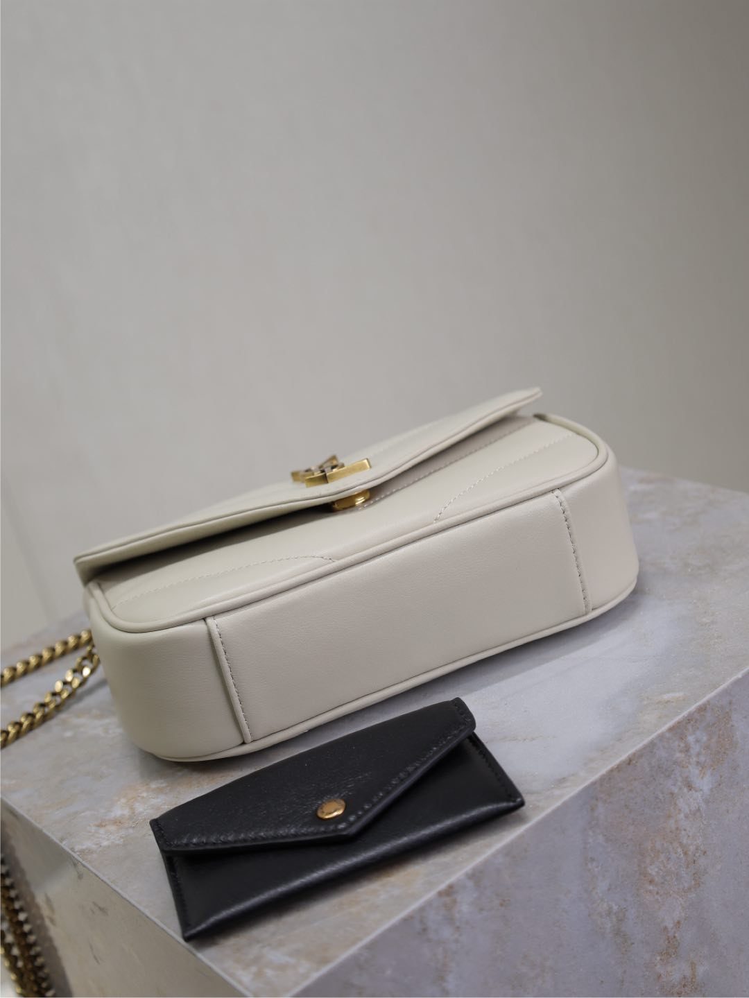 LOULOU MINI 20 IN WHITE SHEEPSKIN GOLD HARDWARE mysite