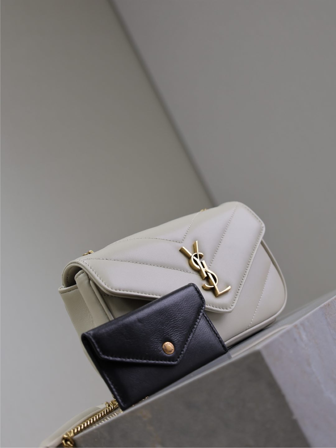 LOULOU MINI 20 IN WHITE SHEEPSKIN GOLD HARDWARE mysite