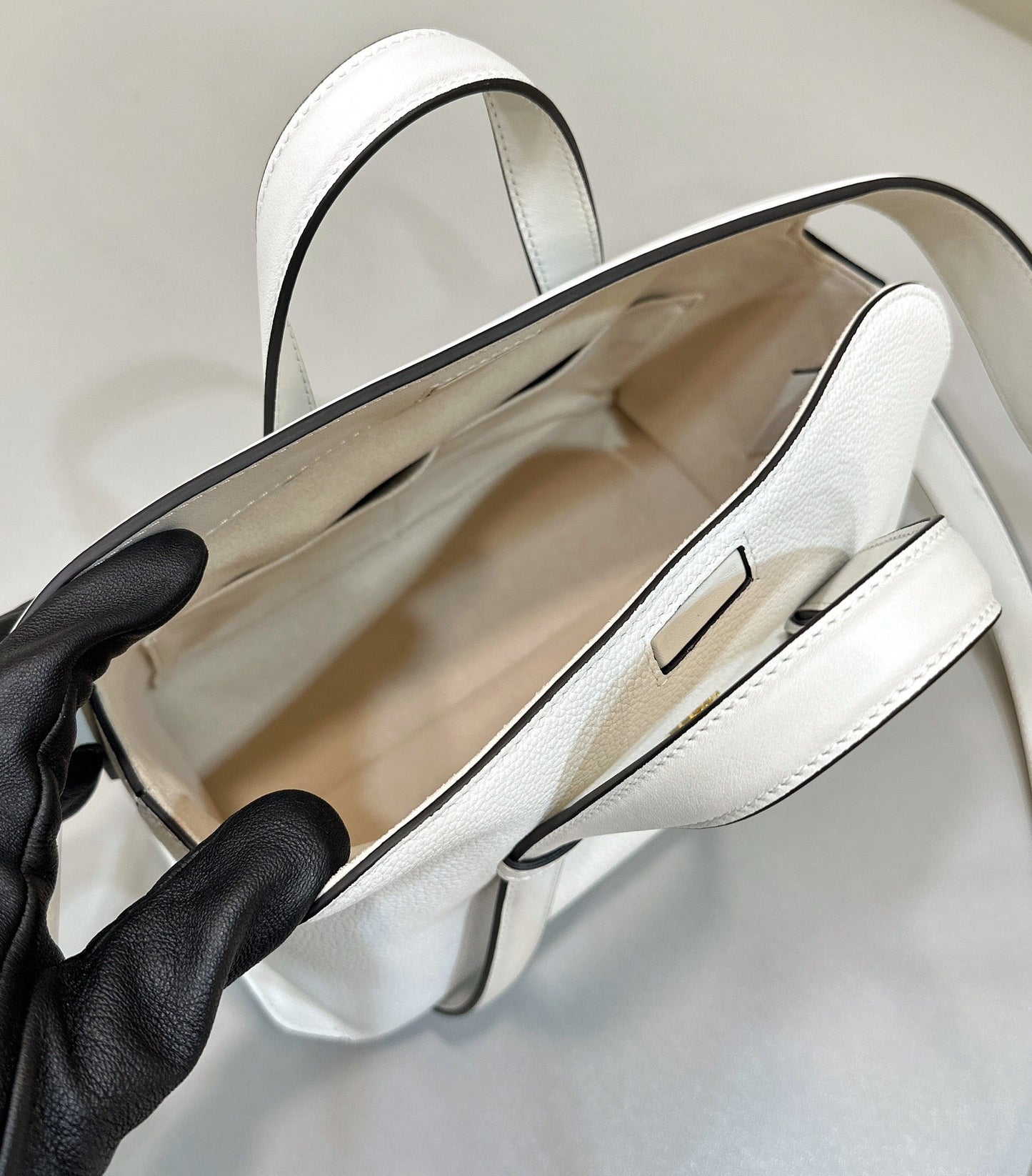 FENDI 27 BAG IN WHITE CALFSKIN WITH GOLD HARDWARE mysite