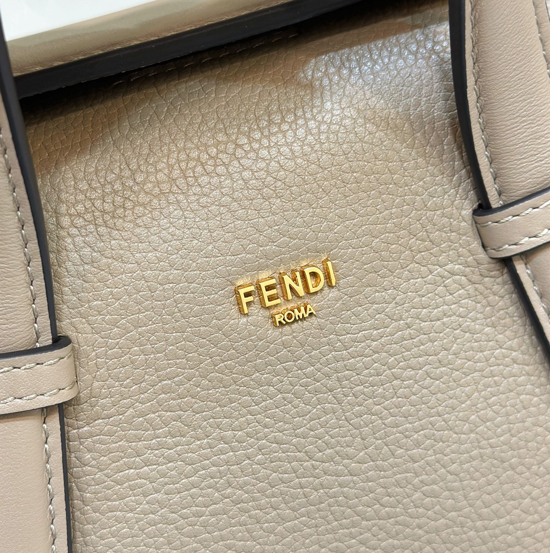 FENDI 27 BAG IN TAN BROWN CALFSKIN WITH GOLD HARDWARE mysite