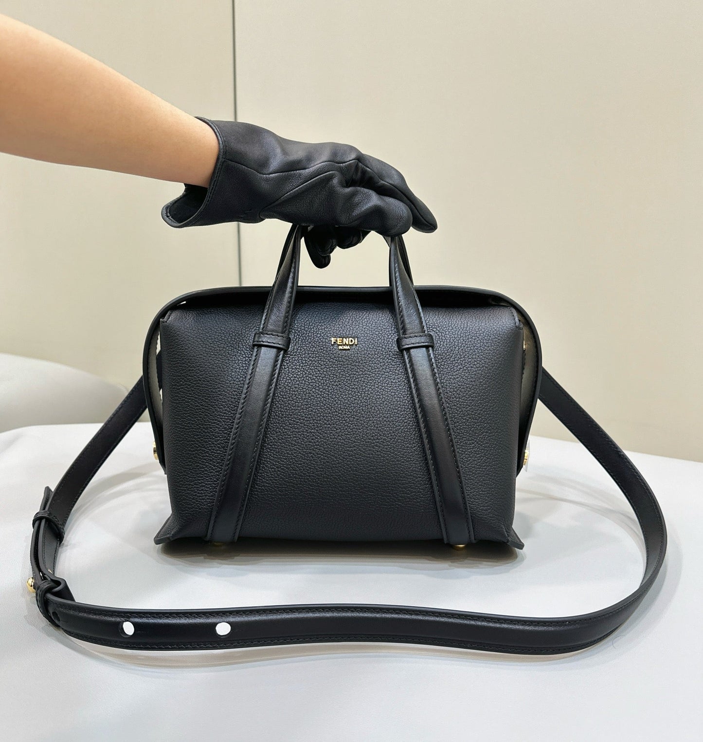 FENDI 27 BAG IN BLACK CALFSKIN WITH GOLD HARDWARE mysite