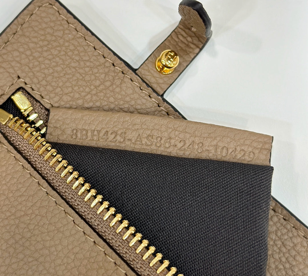 FENDI ROLL 33 TOTE BAG IN PEANUT BROWN MIX WHITE CANVAS mysite