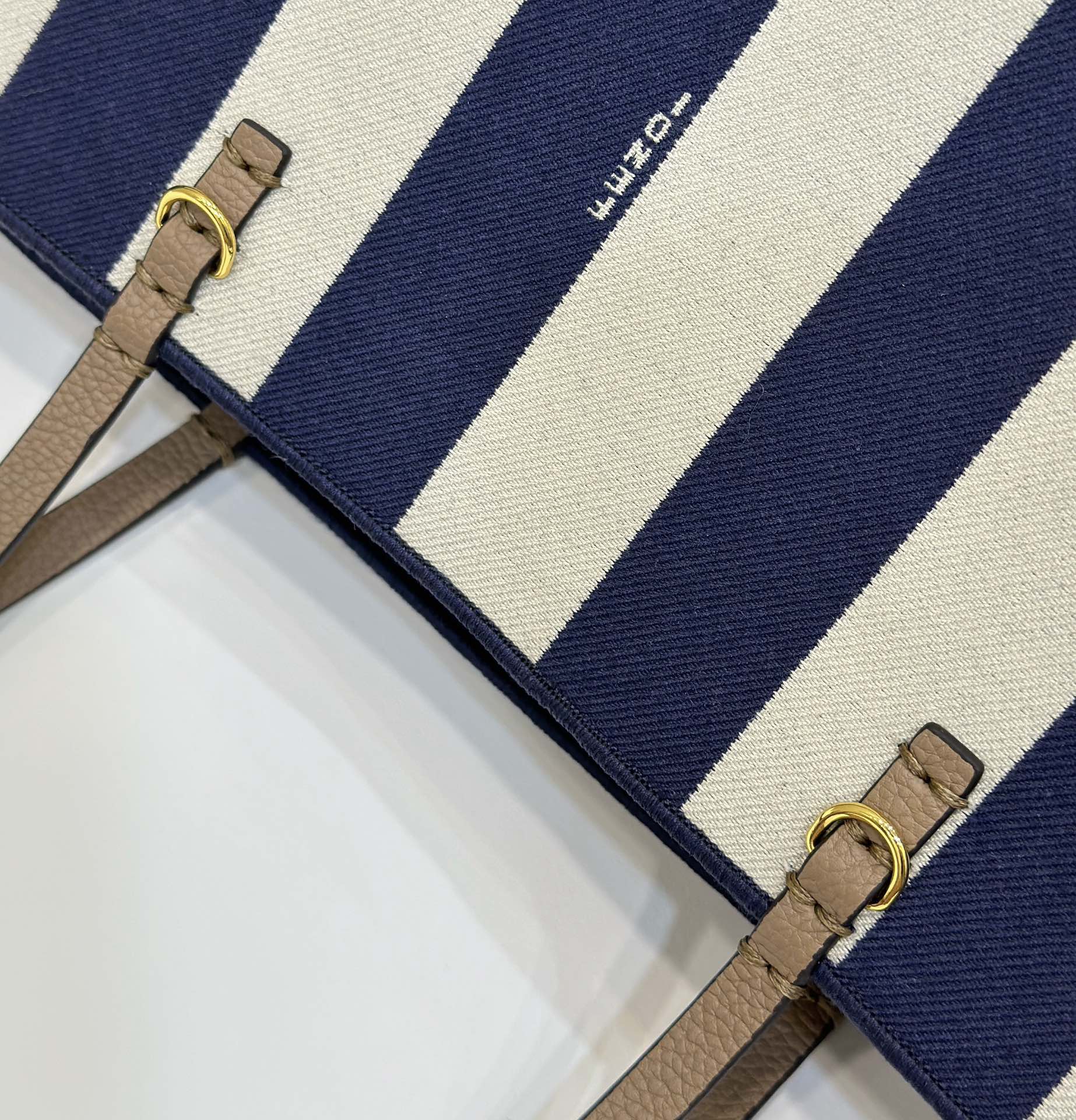 FENDI ROLL 22 TOTE BAG IN MIDNIGHT BLUE MIX WHITE CANVAS mysite