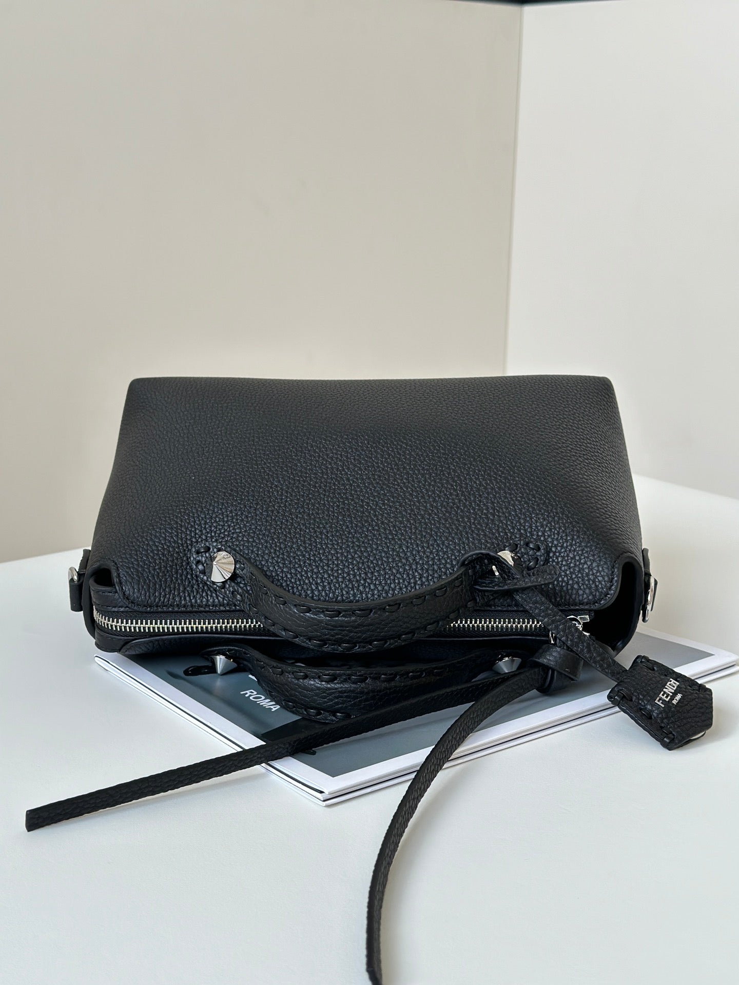 BY THE WAY SELLERIA LARGE 29 BAG IN BLACK CALFSKIN mysite