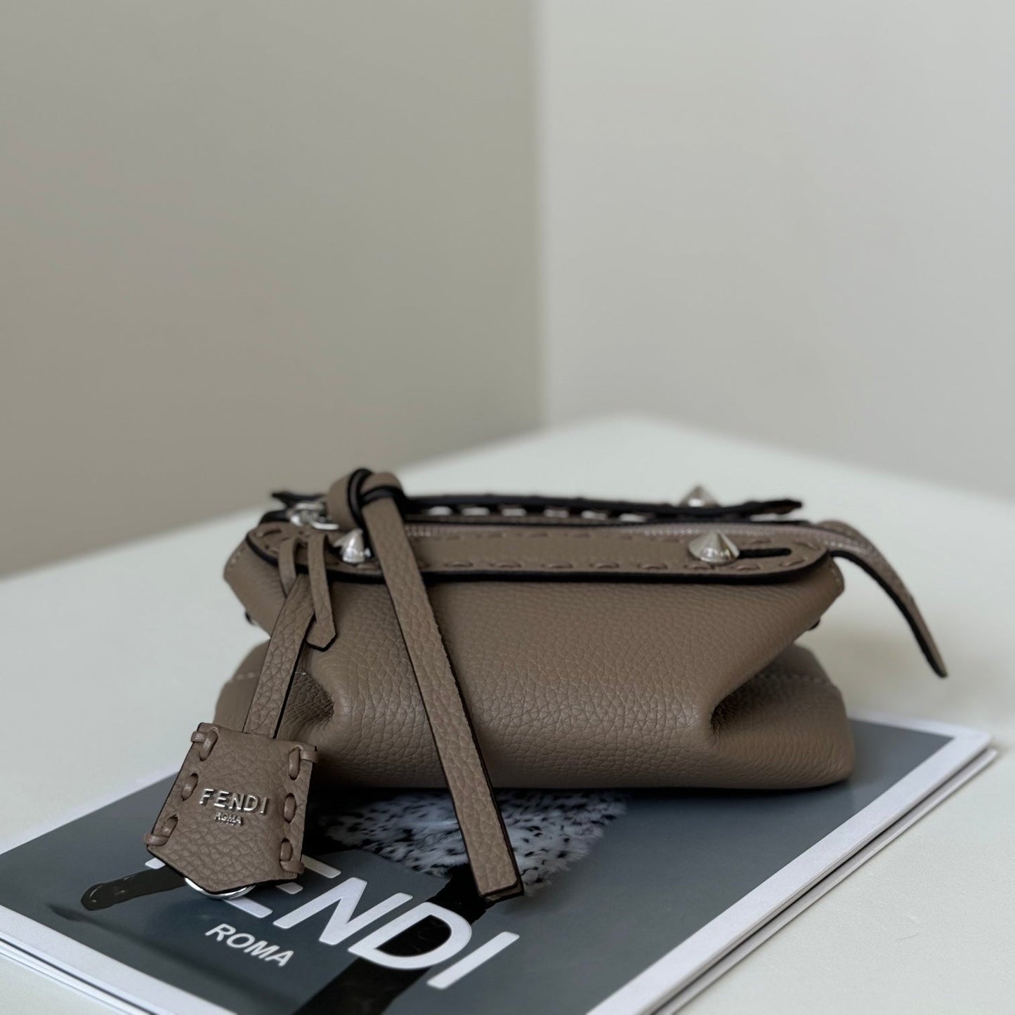 BY THE WAY SELLERIA MINI 20 IN MEDIUM BROWN GRAINED CALFSKIN mysite