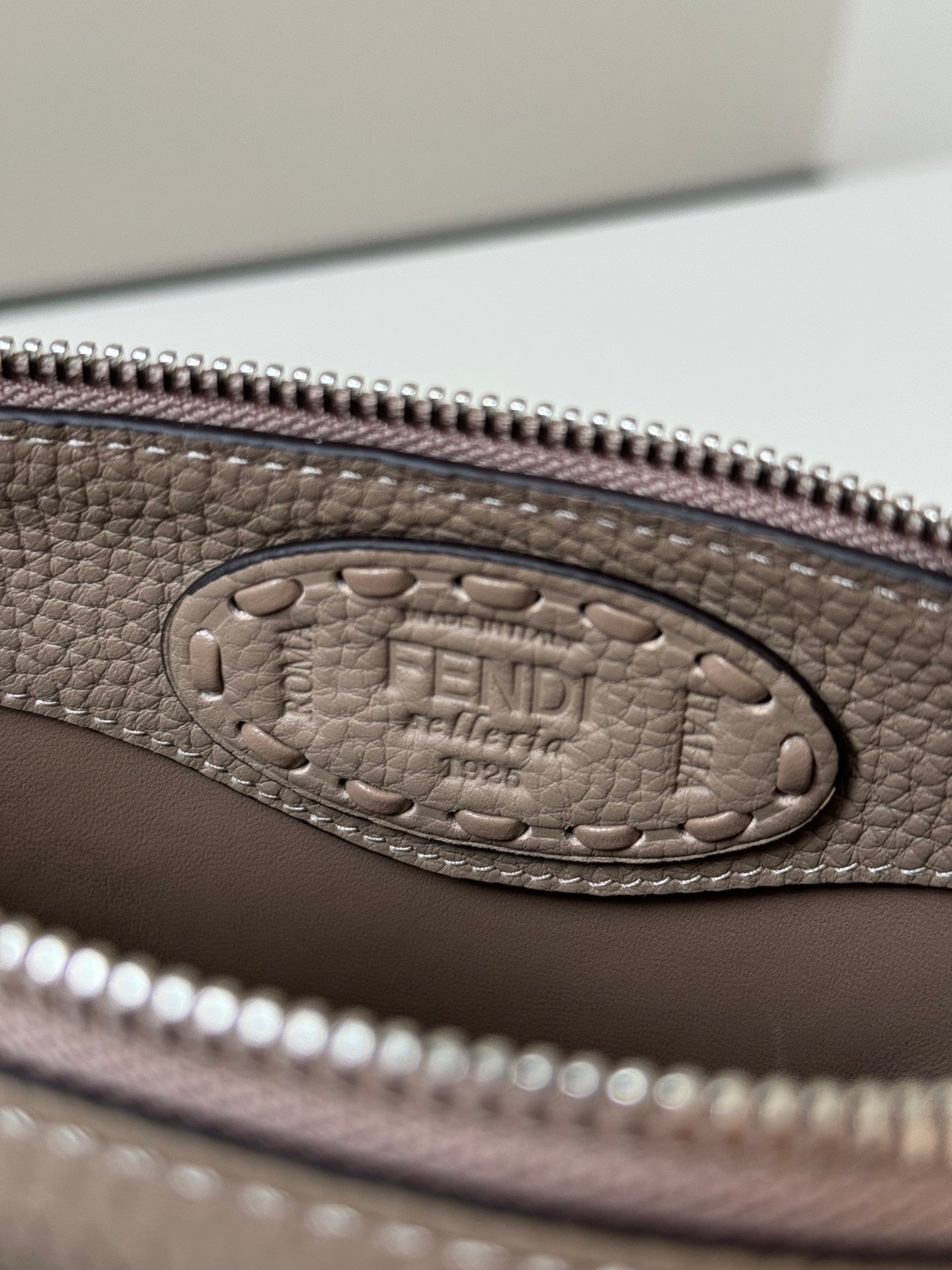 BY THE WAY SELLERIA MINI 20 IN MEDIUM BROWN GRAINED CALFSKIN mysite