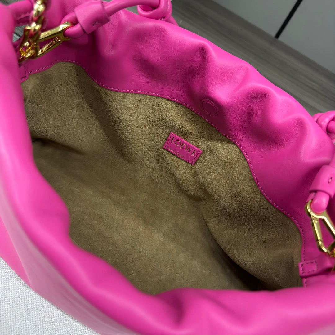 LOE MEDIUM 30 FLAMENCO PURSE BUCKET IN FUSICA PINK LAMBSKIN mysite