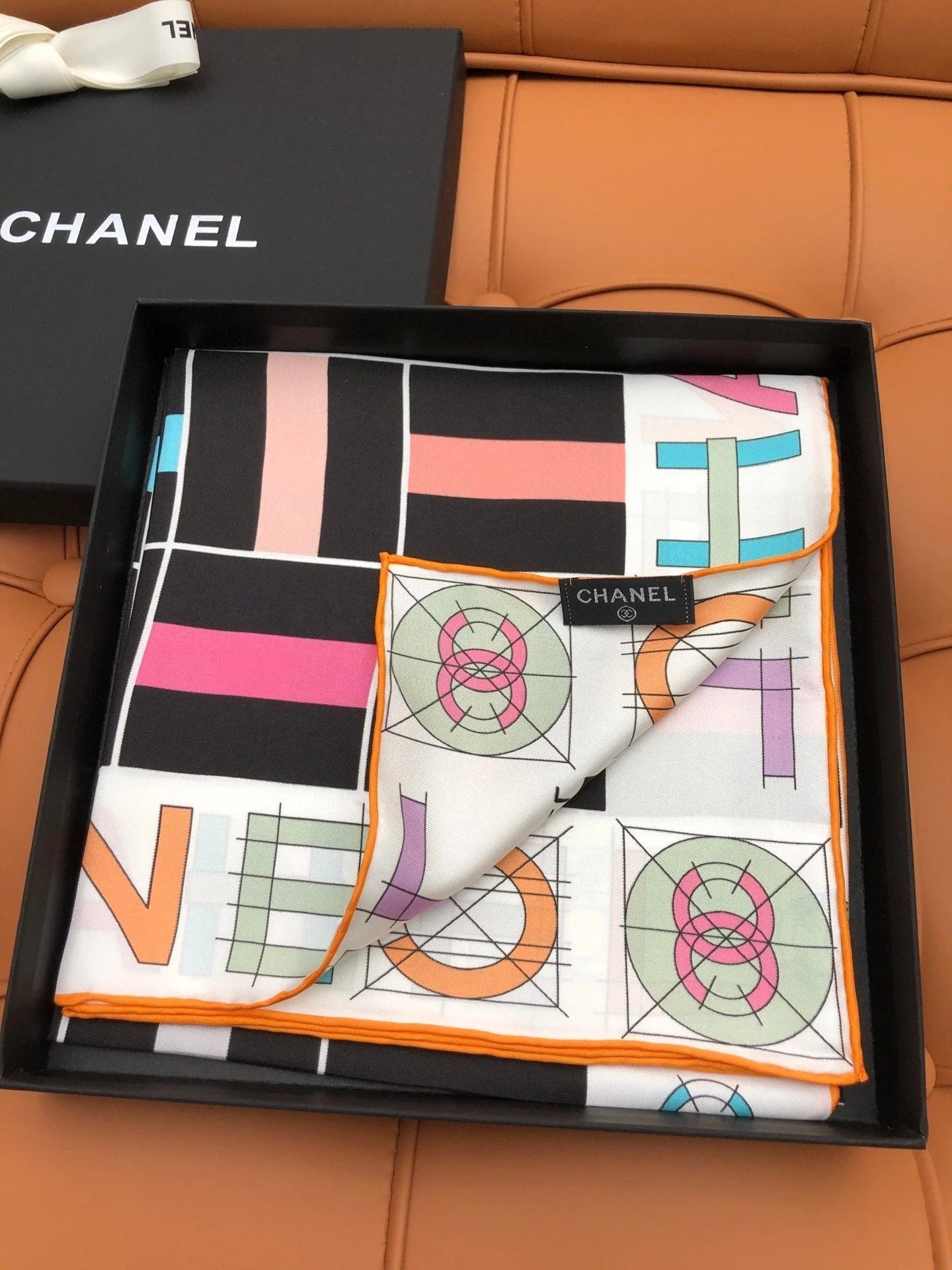 CHANEL 25S SCARF 90 IN SILK 704583 mysite