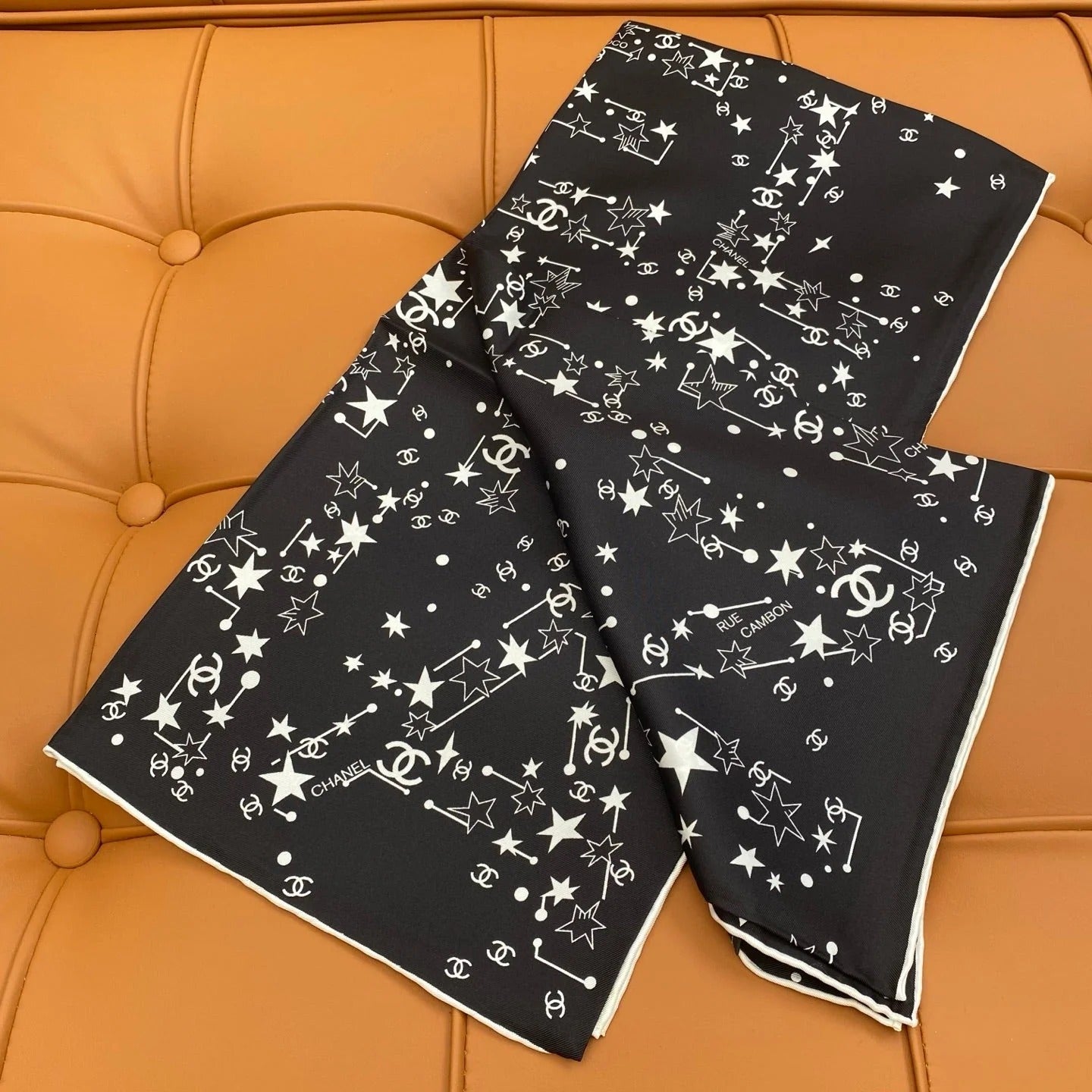 CHANEL 25S SCARF 90 IN SILK 704600 mysite