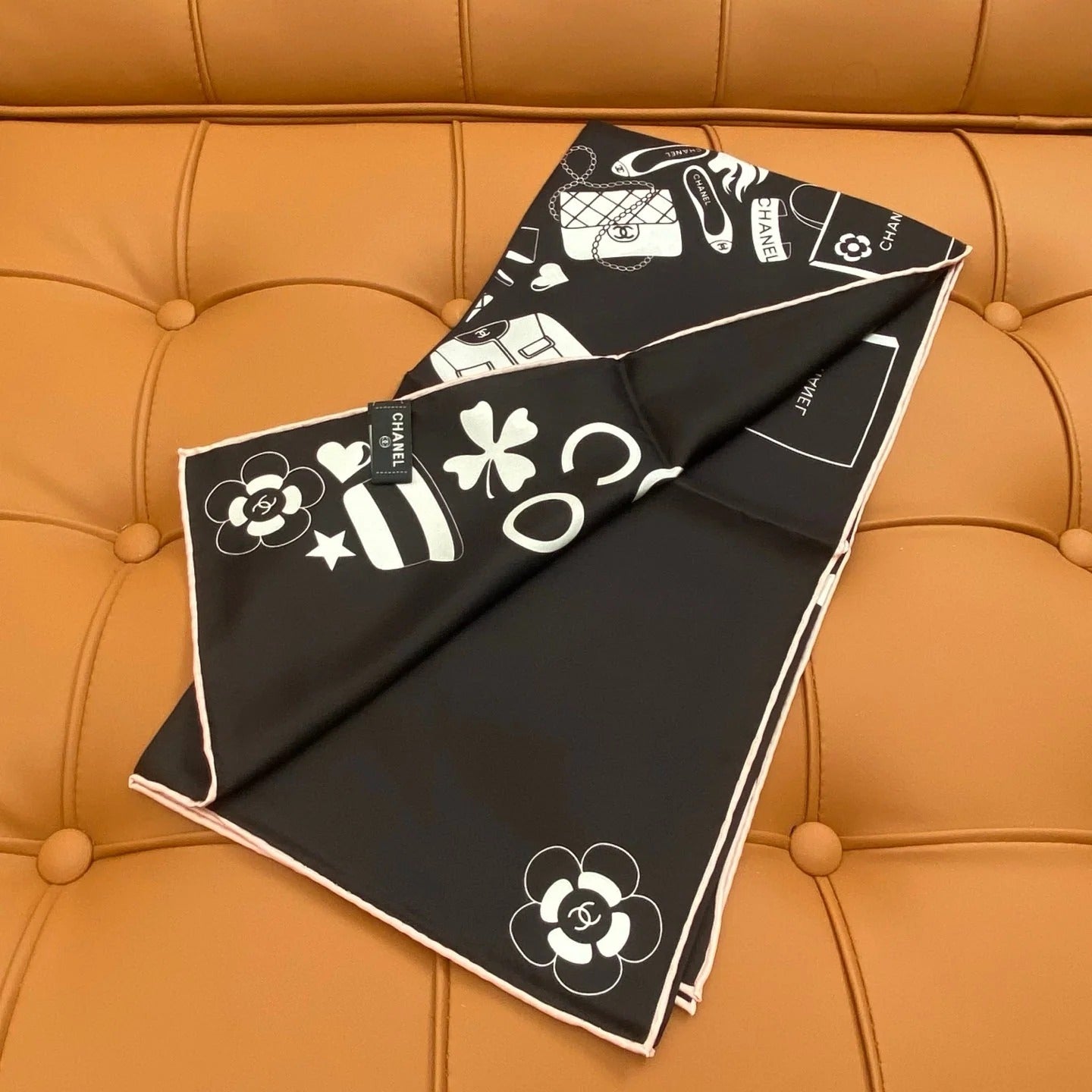 CHANEL 25S SCARF 90 IN SILK 703696 mysite