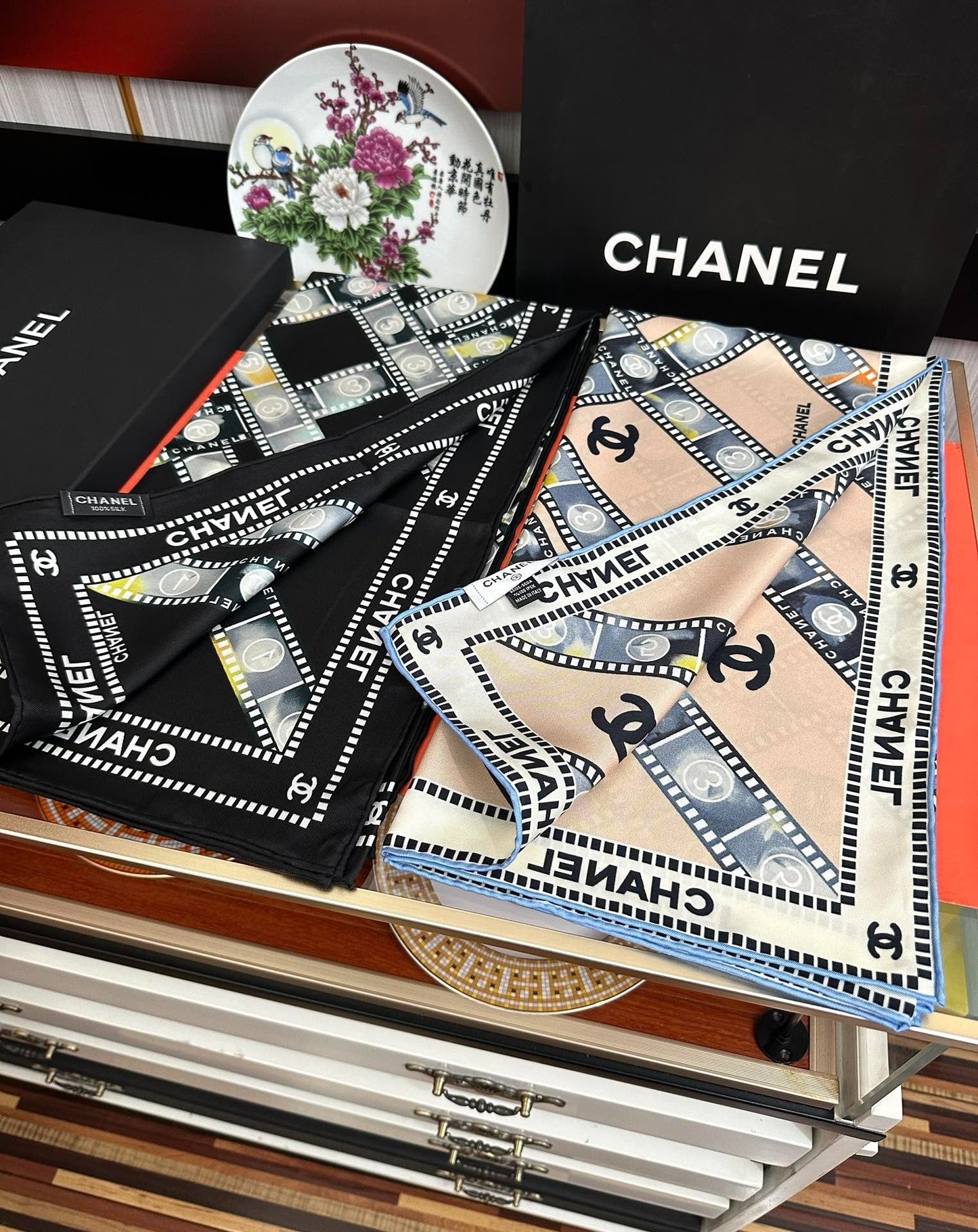 CHANEL 25S SCARF 90 IN SILK 727362 mysite