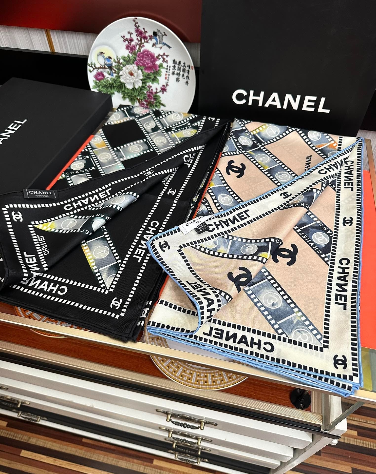 CHANEL 25S SCARF 90 IN SILK 727362 mysite
