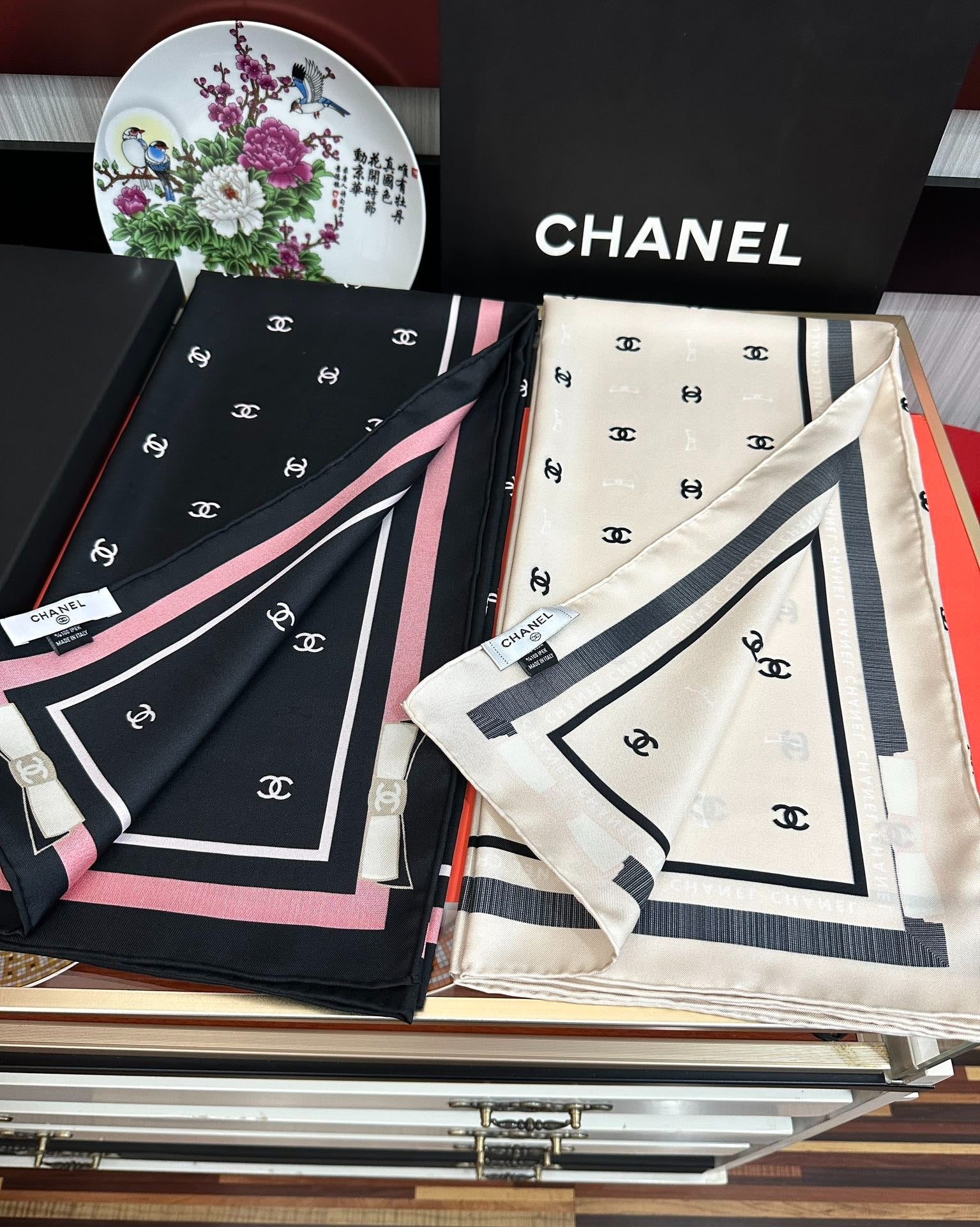 CHANEL 25S SCARF 90 IN SILK 730538 mysite