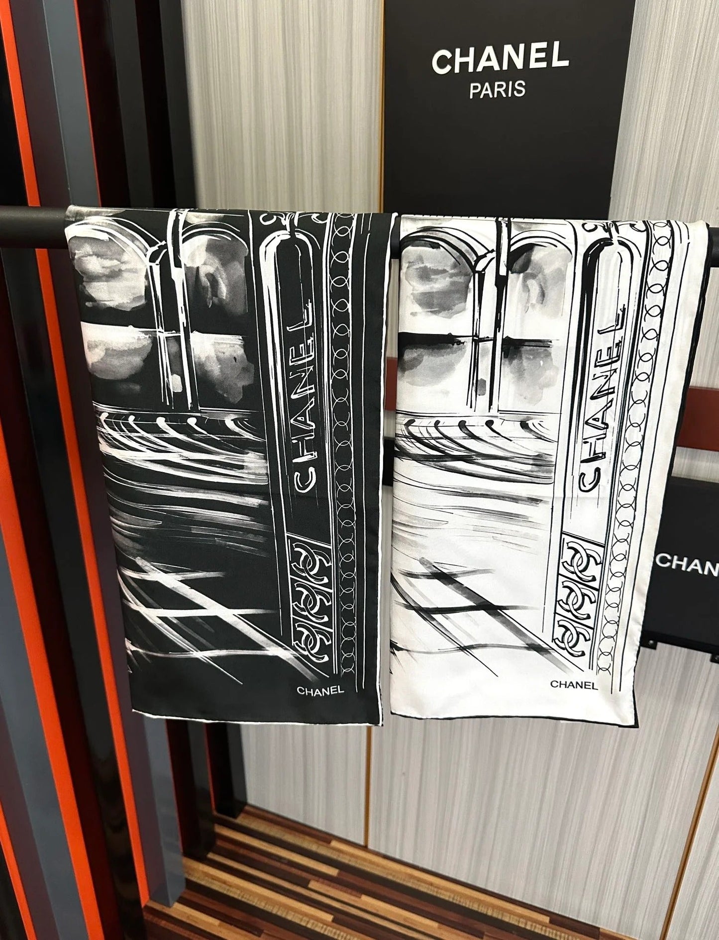 CHANEL 25S SCARF 90 IN SILK 001 mysite