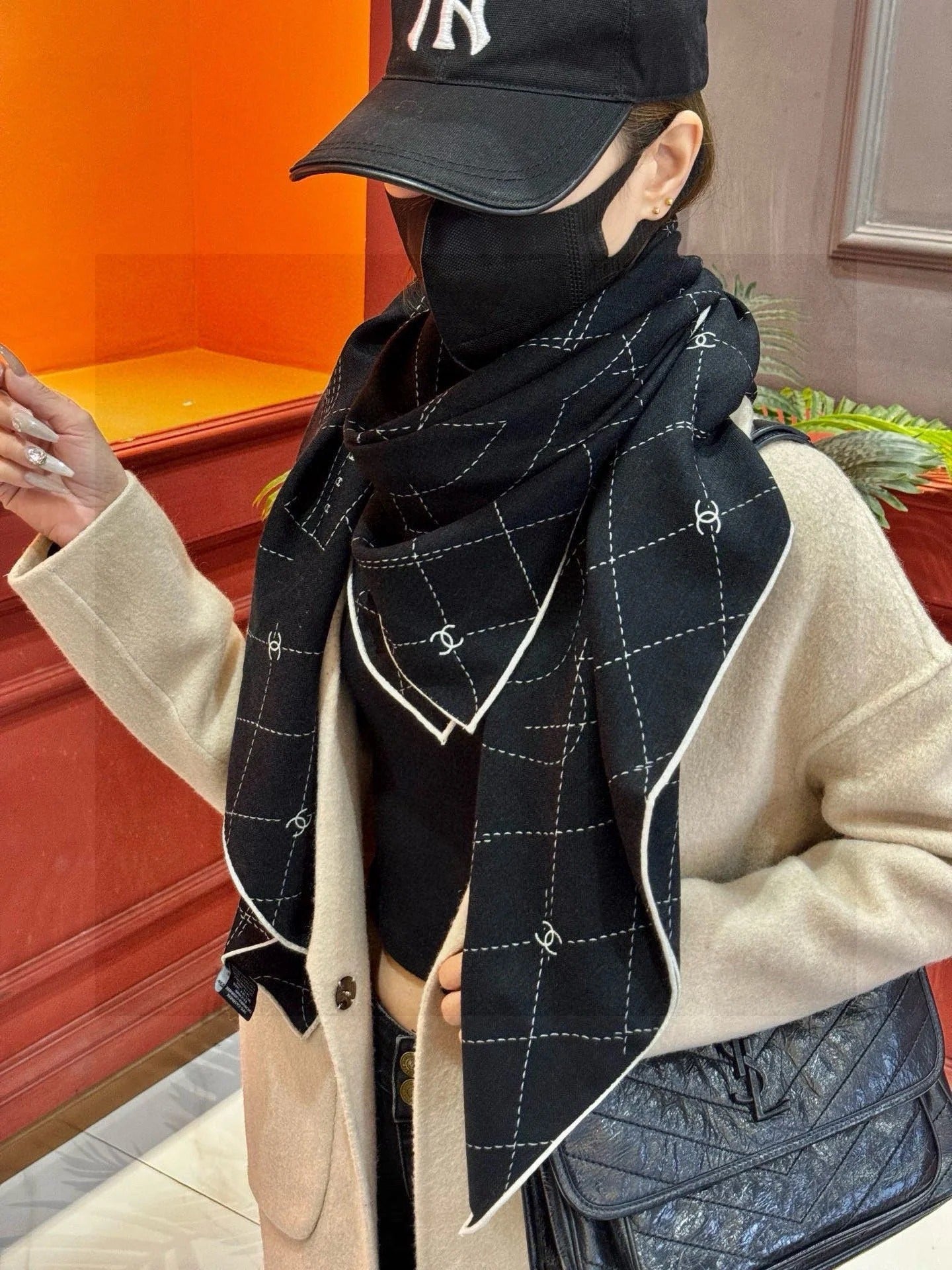 CHANEL 25S SCARF 140 IN SILK 735800 mysite