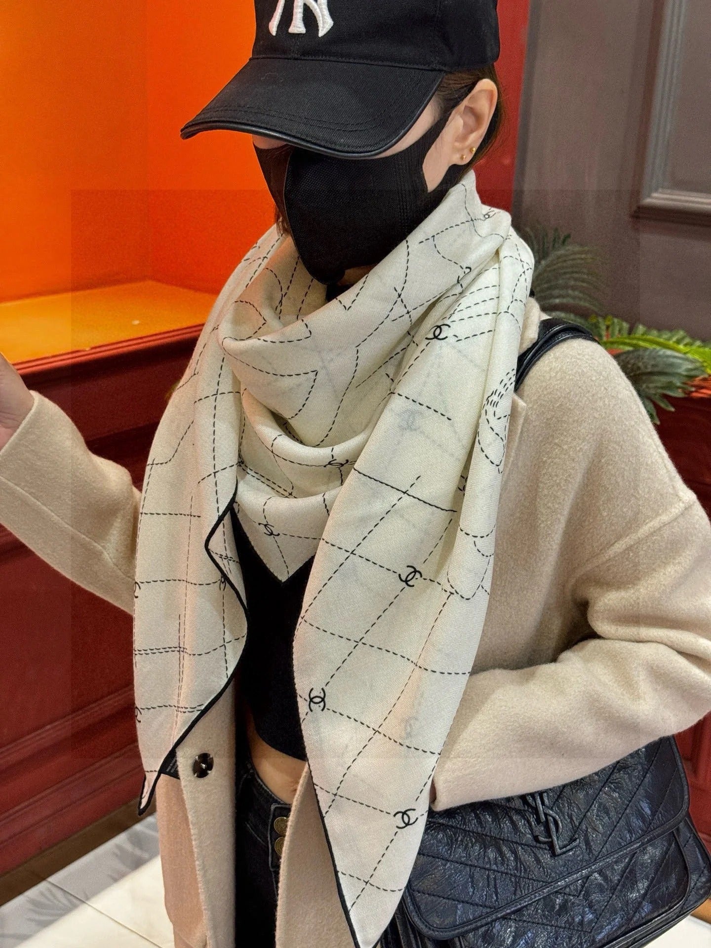 CHANEL 25S SCARF 140 IN SILK 735801 mysite