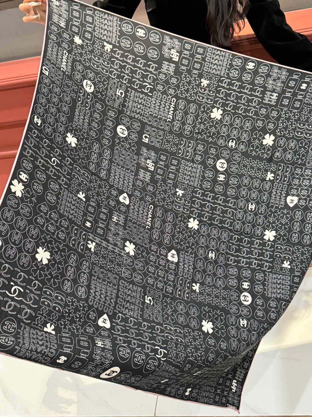 CHANEL 25S SCARF 110 IN CASHMERE SILK 738477 mysite