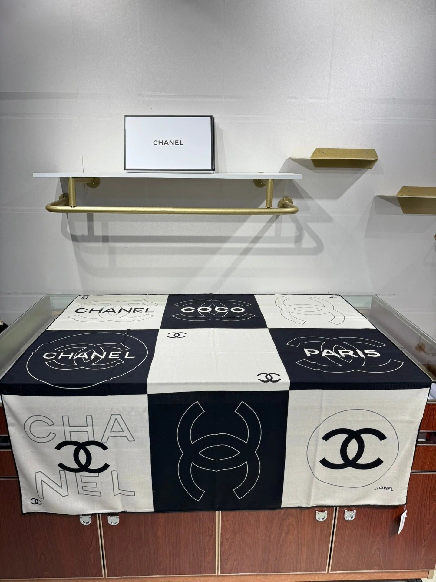 CHANEL 25S SCARF 140 IN SILK 732177 mysite